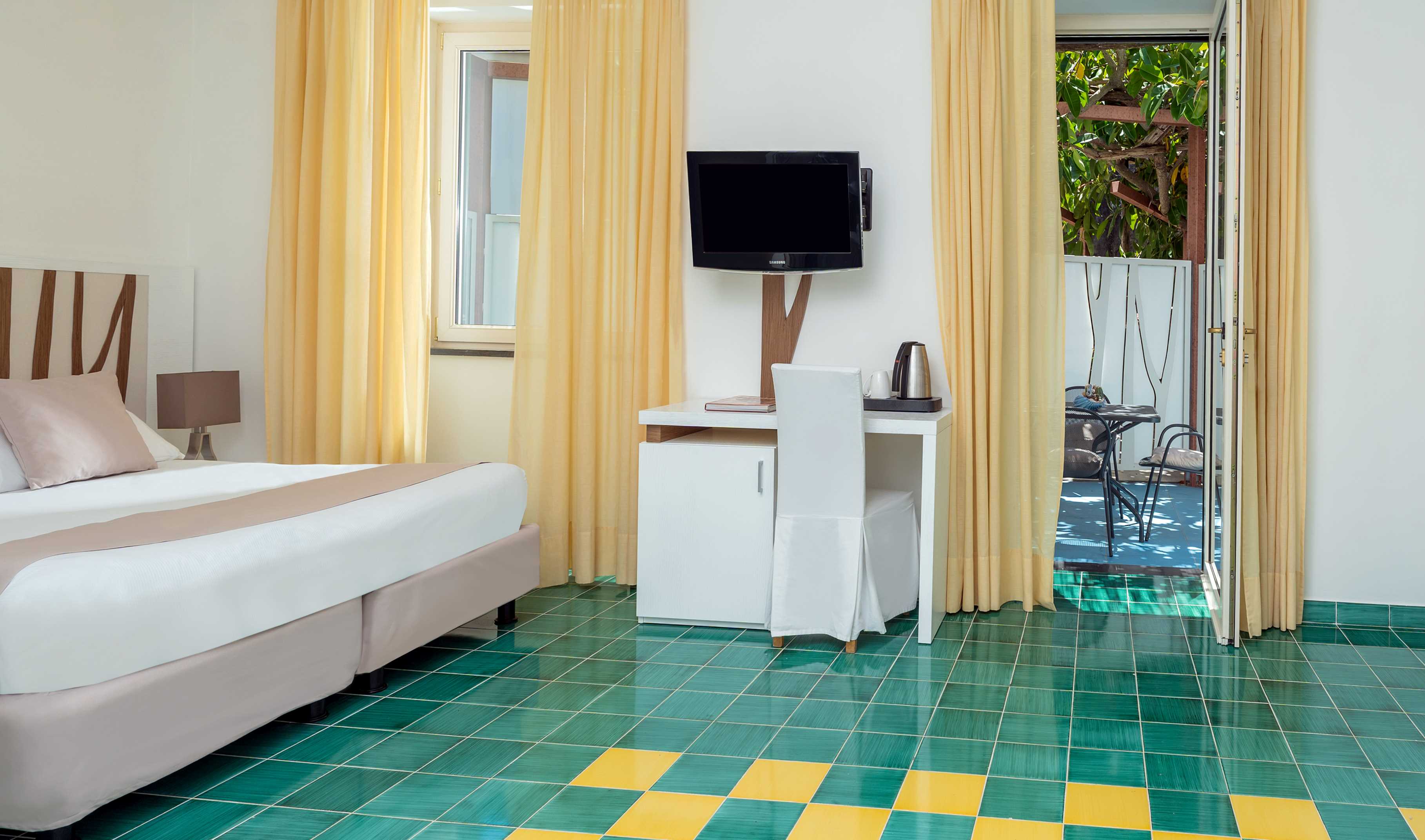 Double or Twin Superior