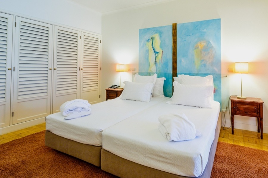 Double or Twin Superior