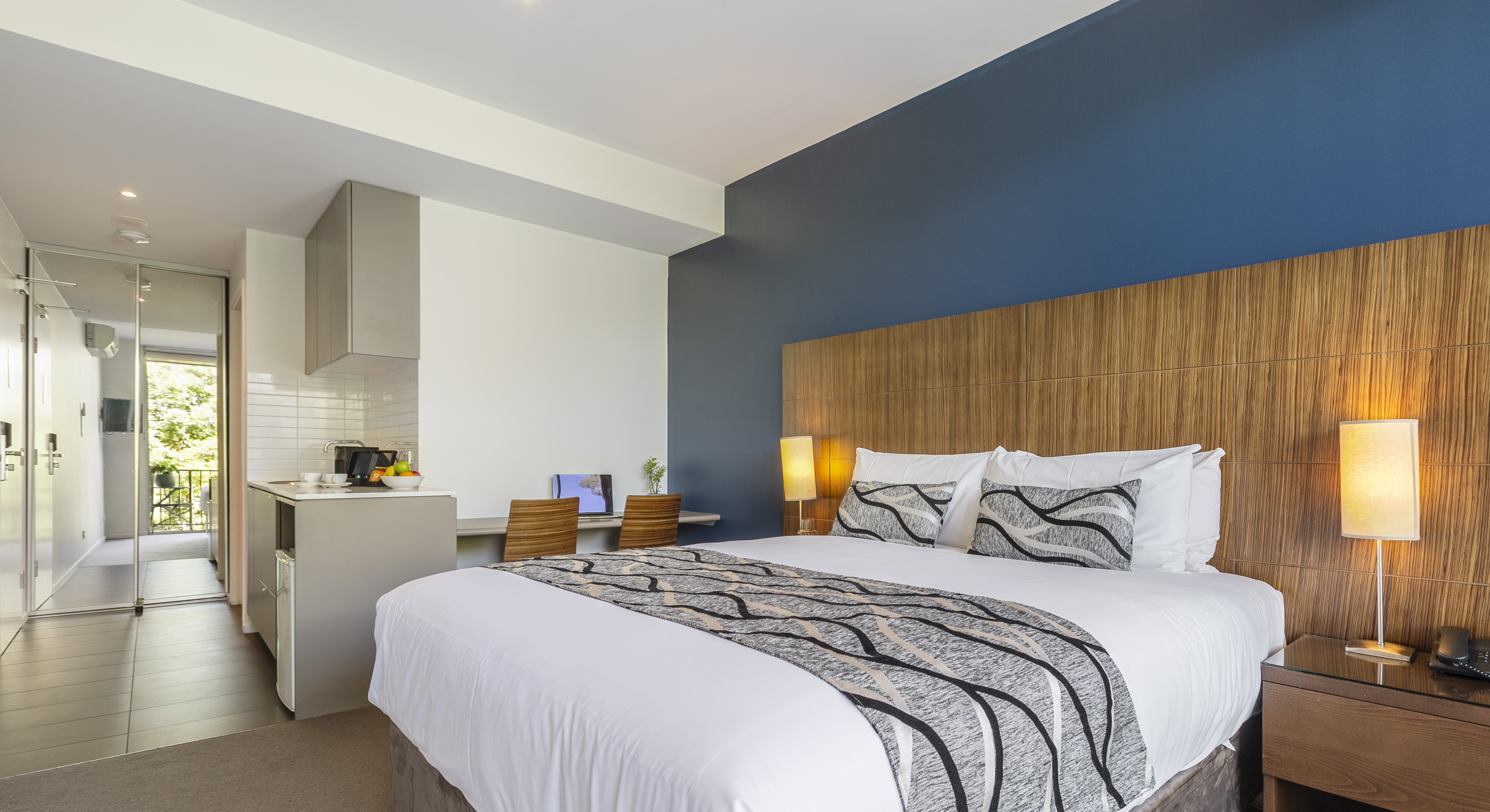 Studio Queen Size Bed