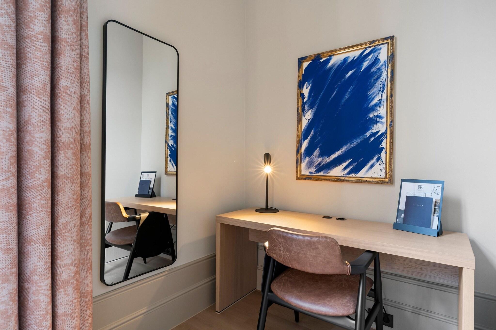 Double Superior Queen Bed