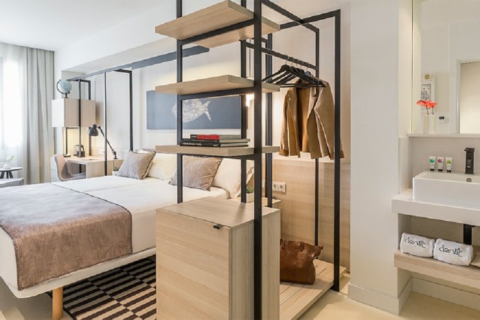 Double or Twin Capacity 3