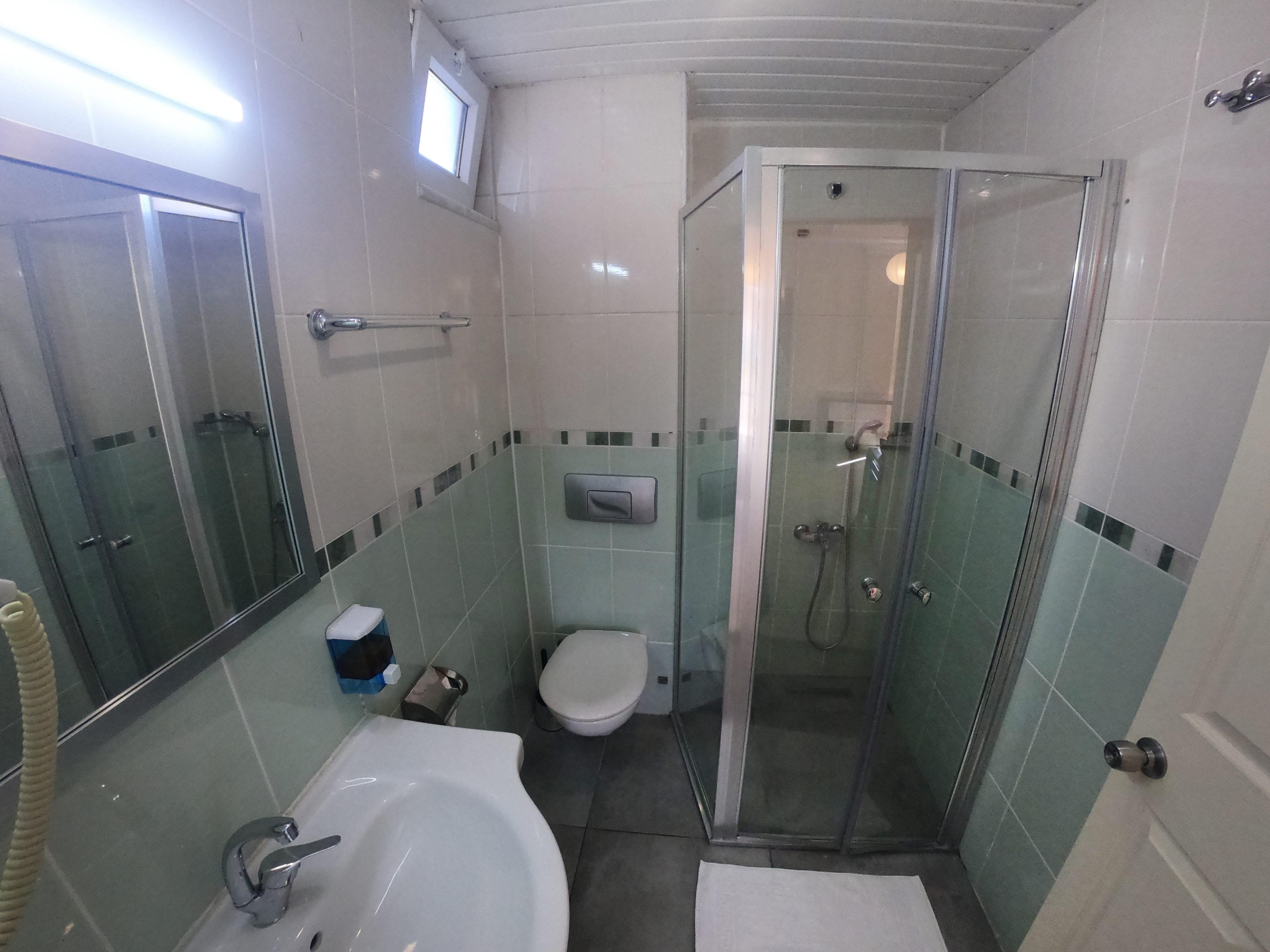 Apartment One Bedroom One Bathroom