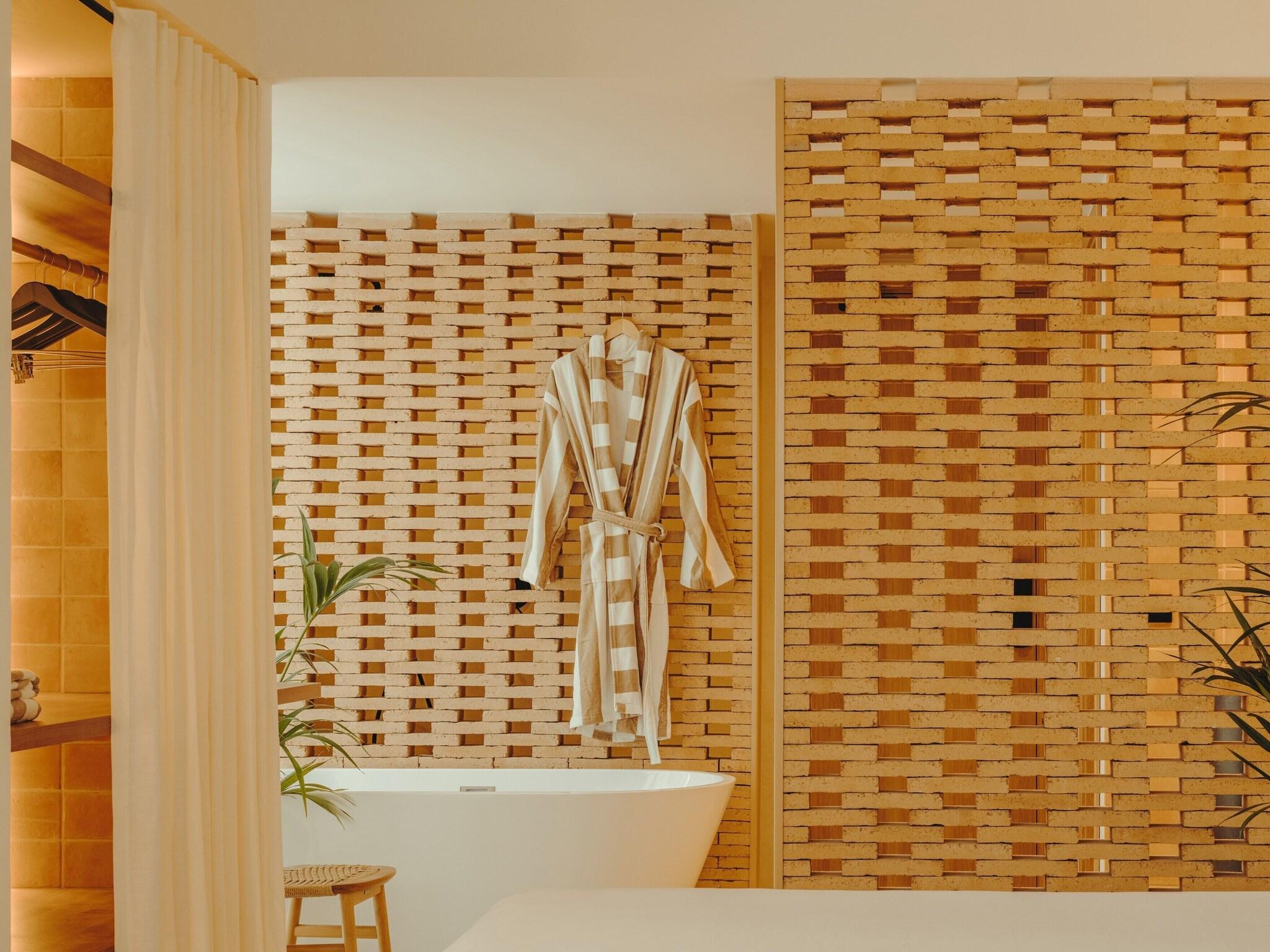 Double Superior with Views