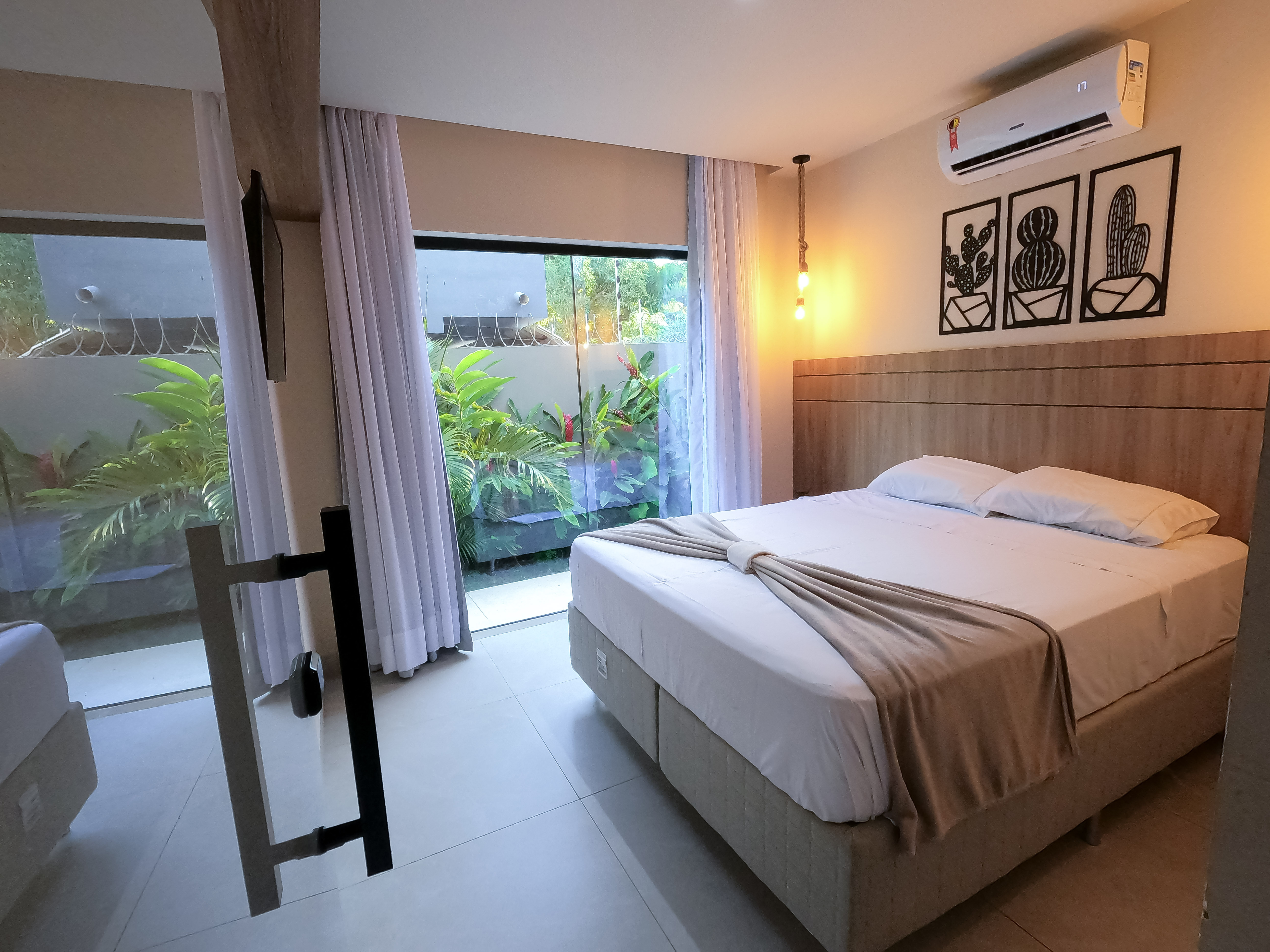 Family Room Grand Deluxe