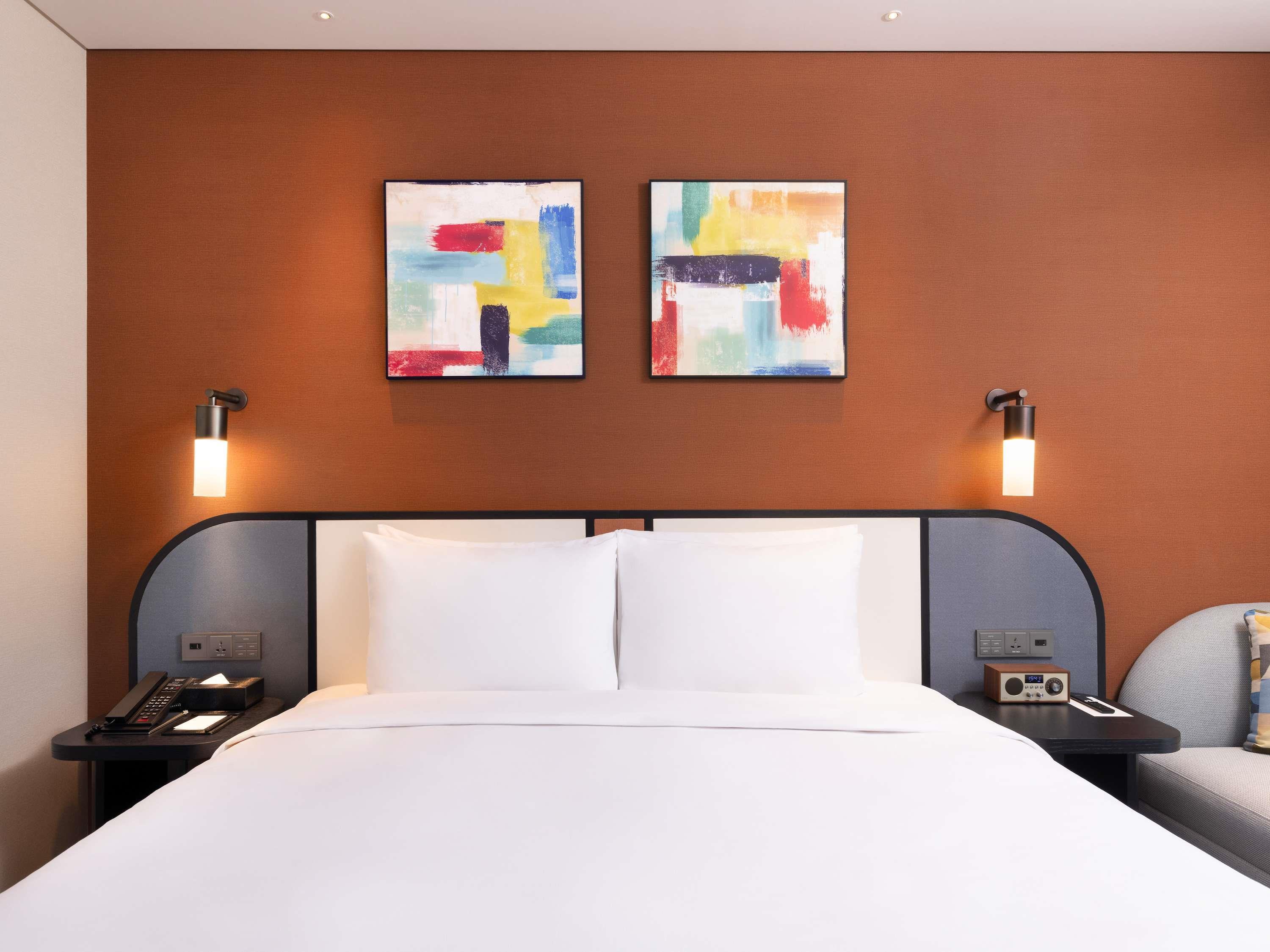 Double Superior King Bed