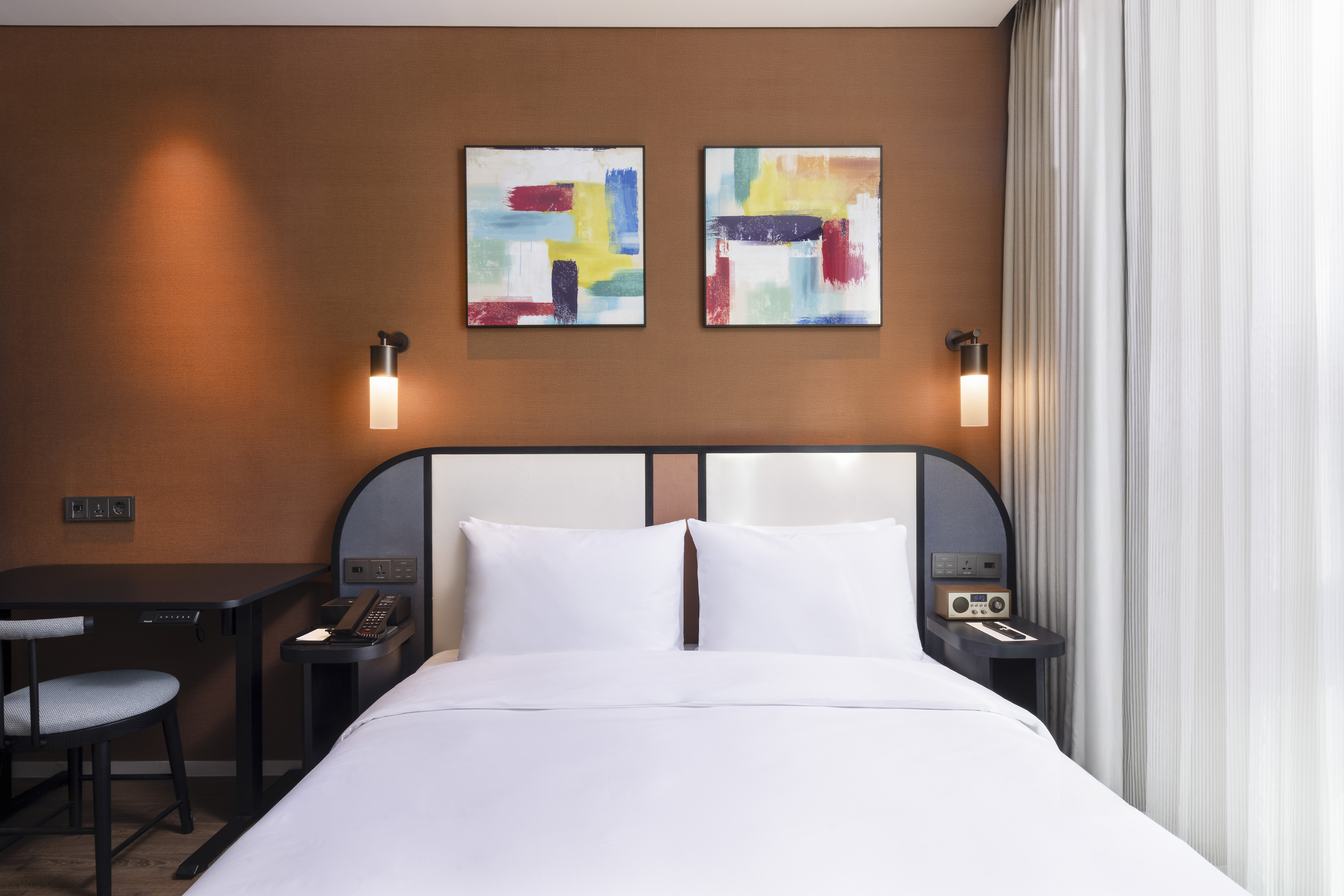 Double Superior Queen Bed