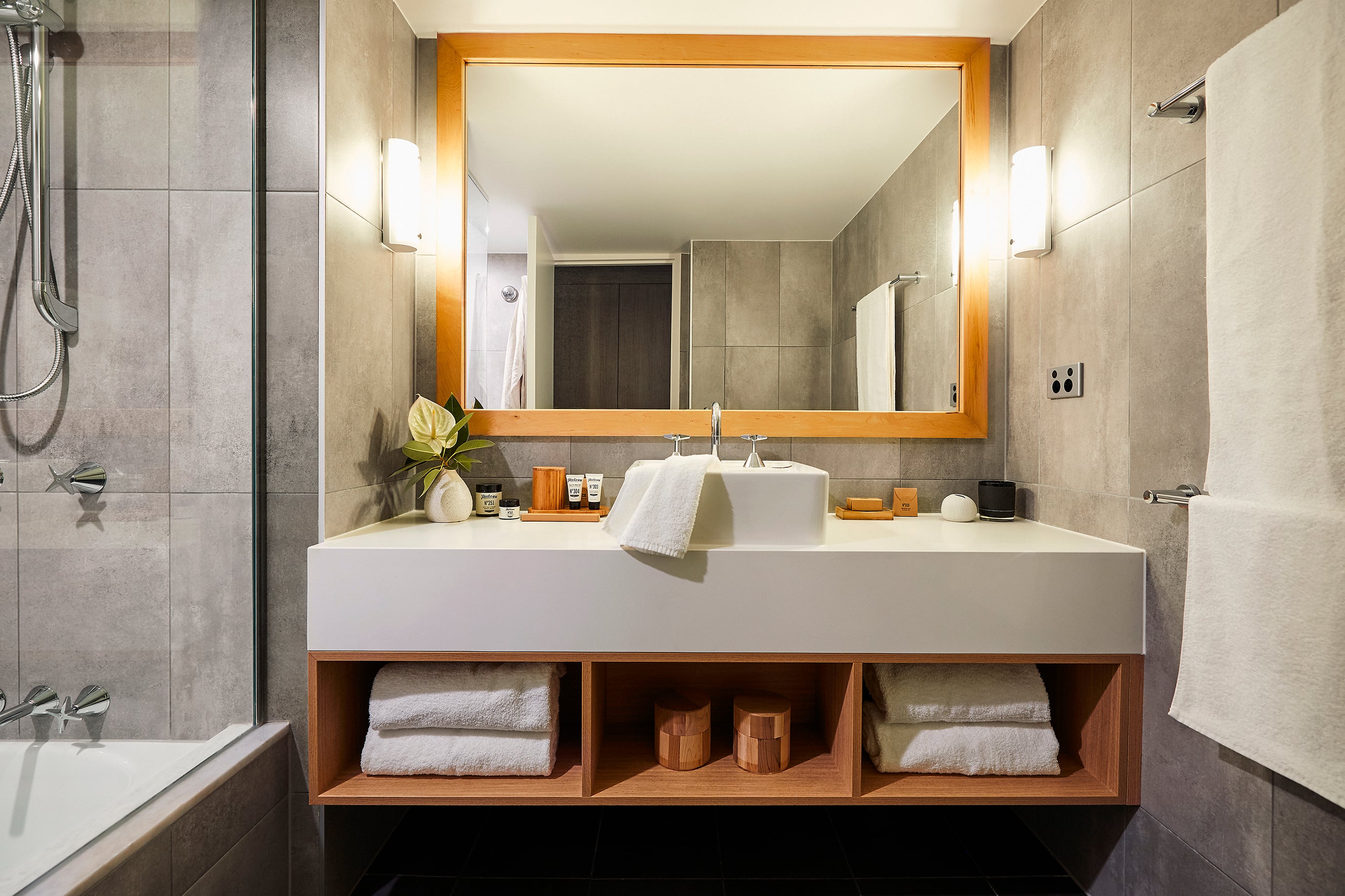 Twin Superior Pool View