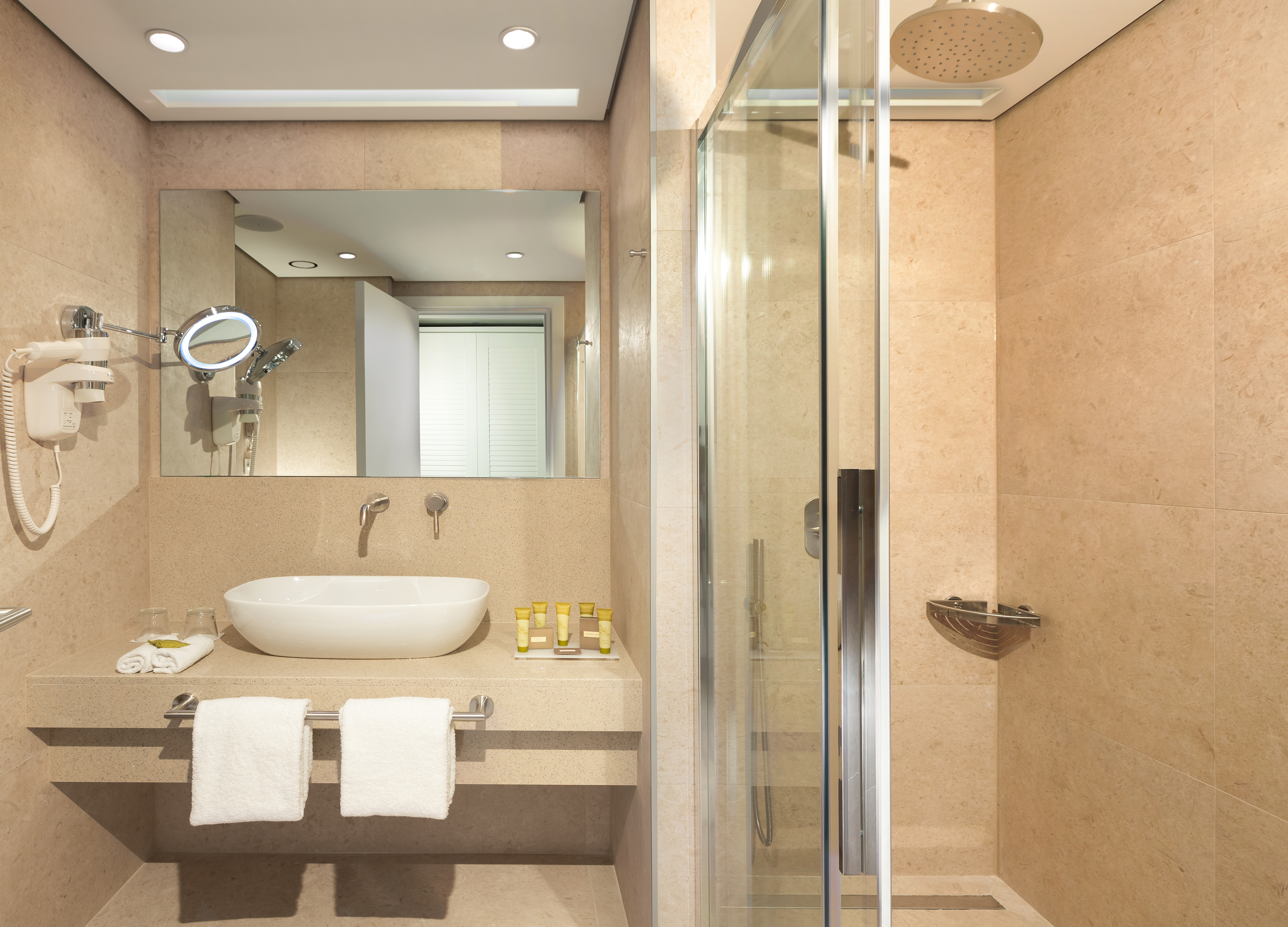 Double or Twin with Jacuzzi