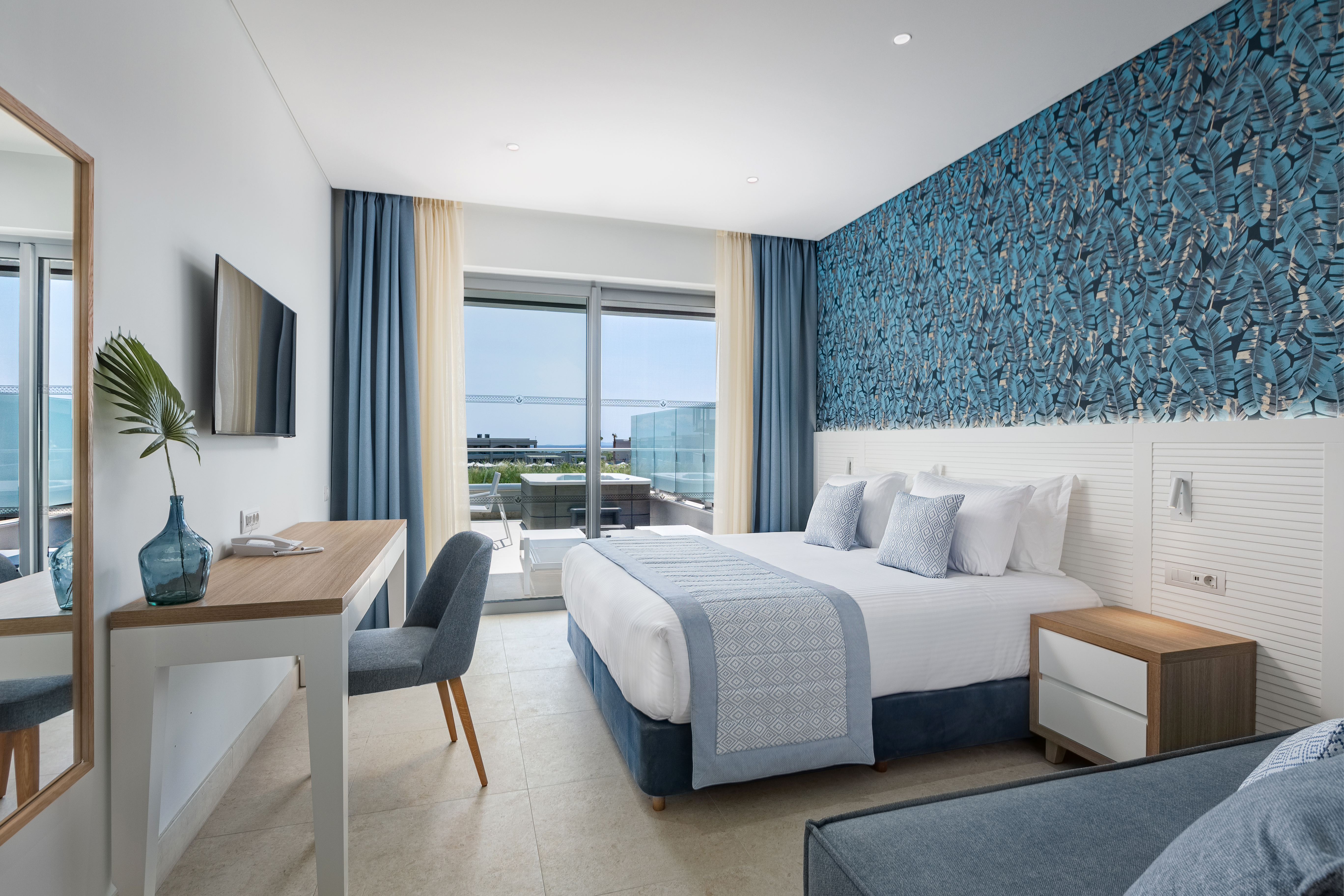 Double or Twin with Jacuzzi