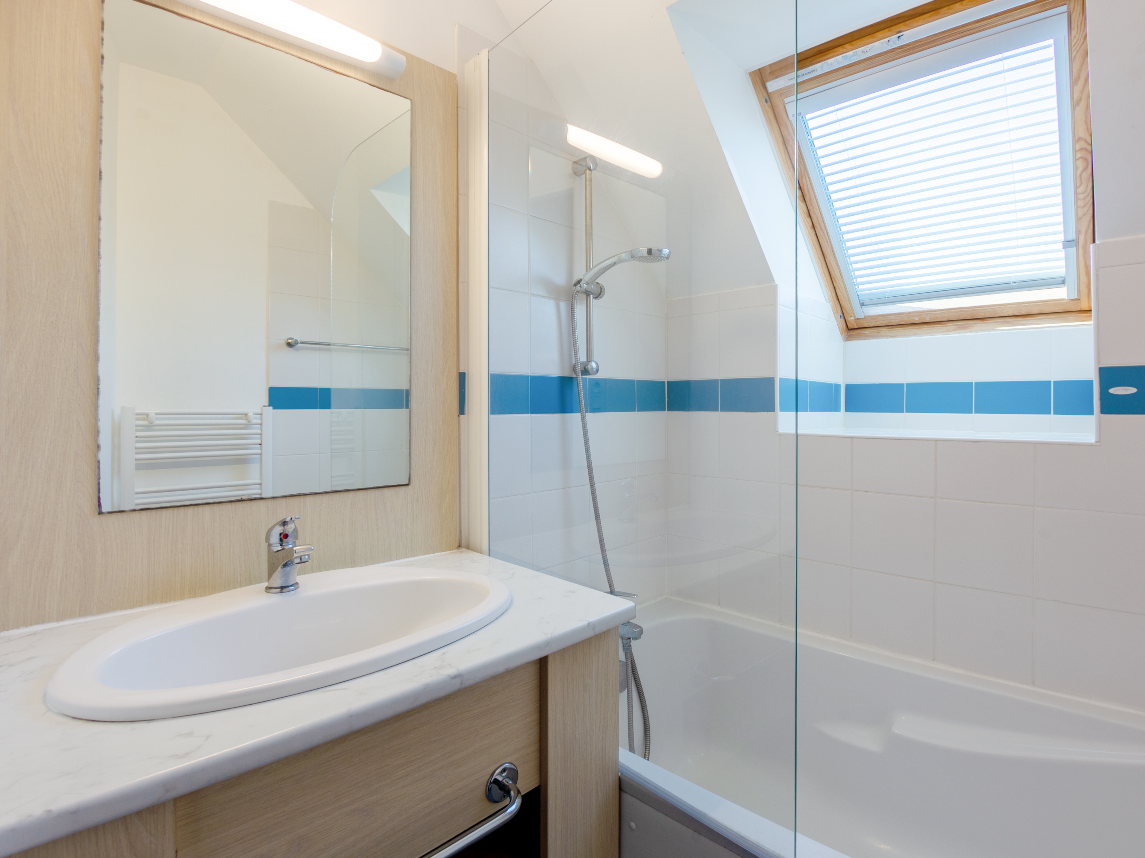 Home Capacity 4 One Bedroom