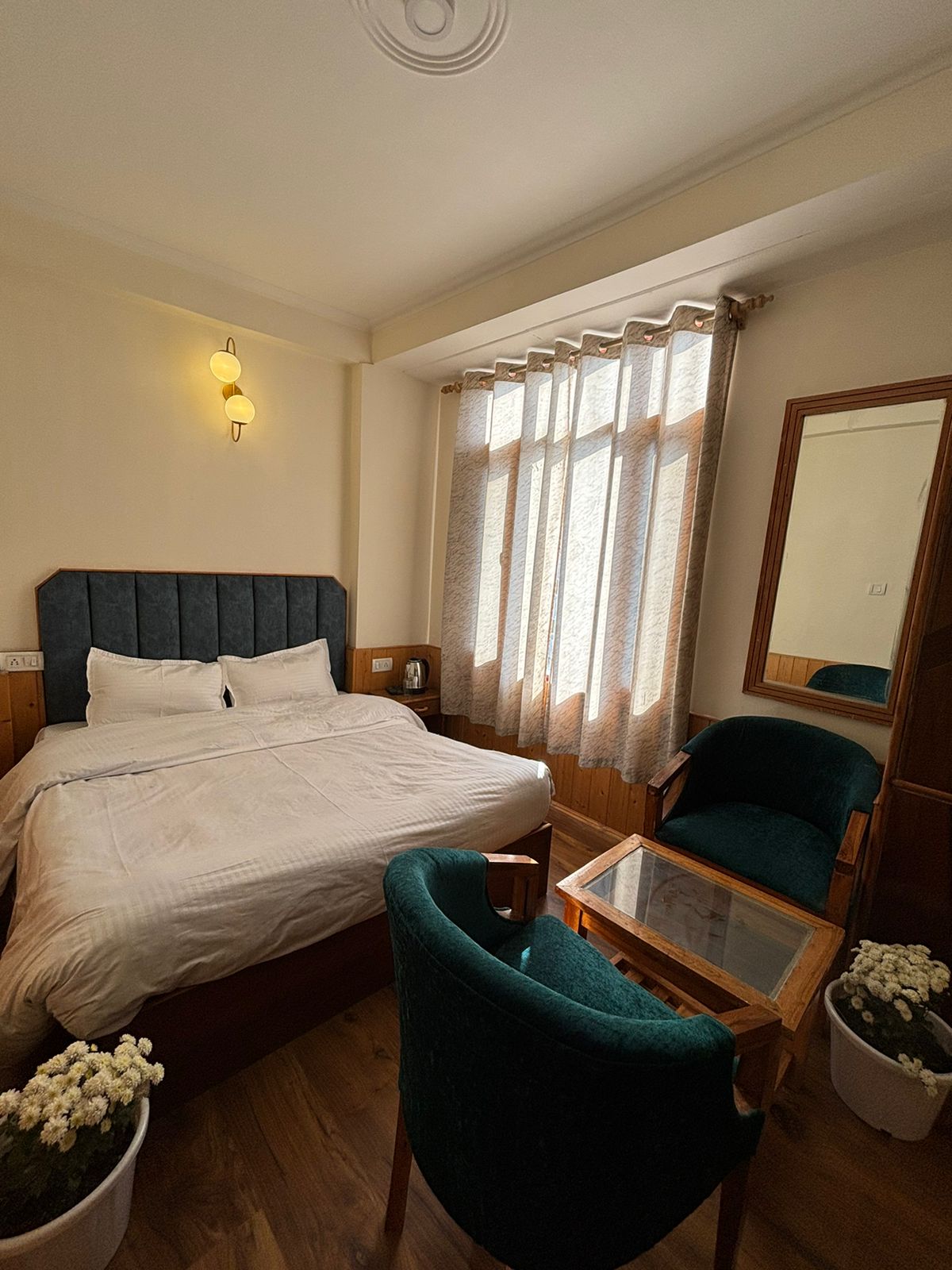 Family Room Superior with Views