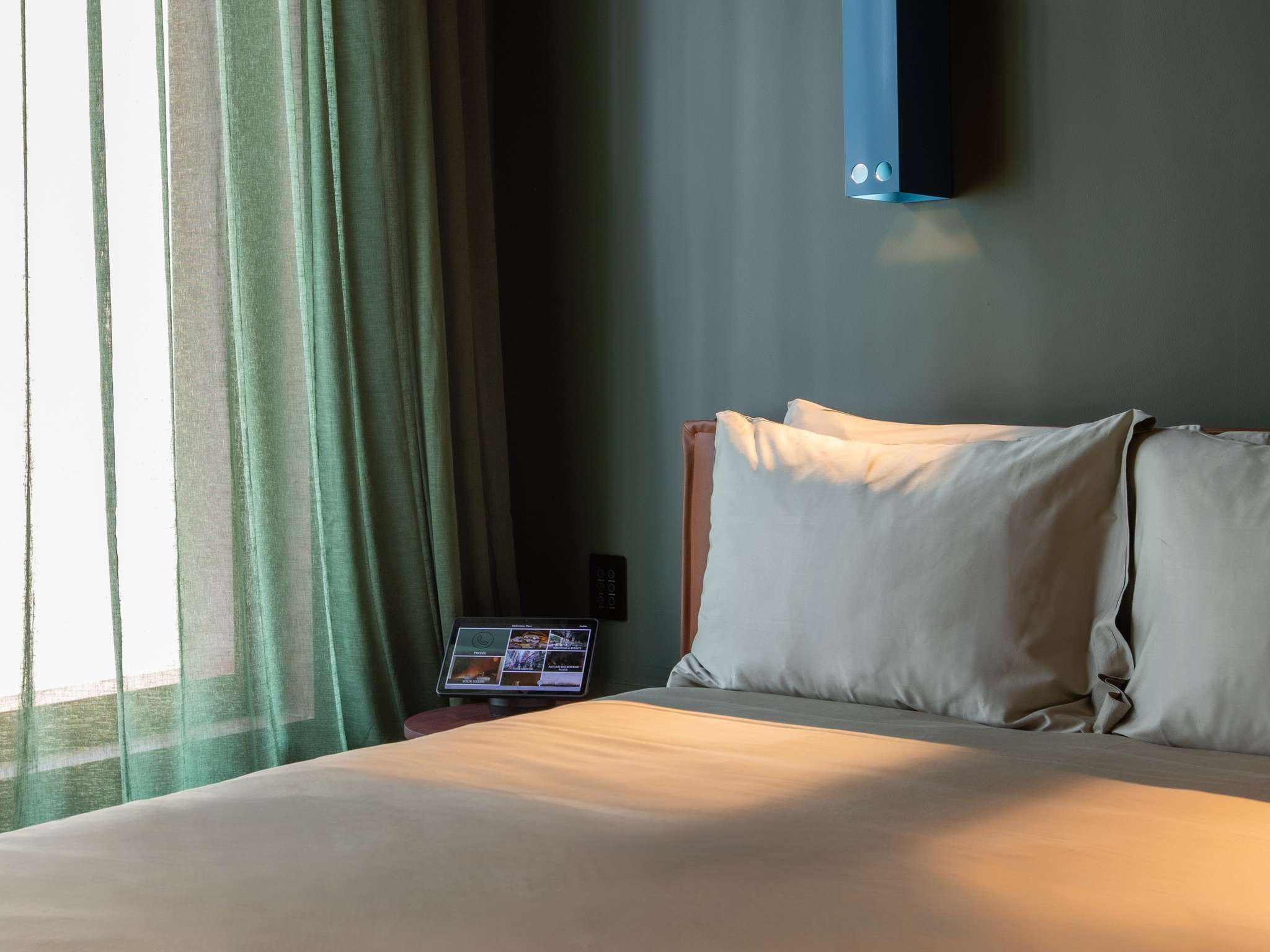 Double Queen Size Bed