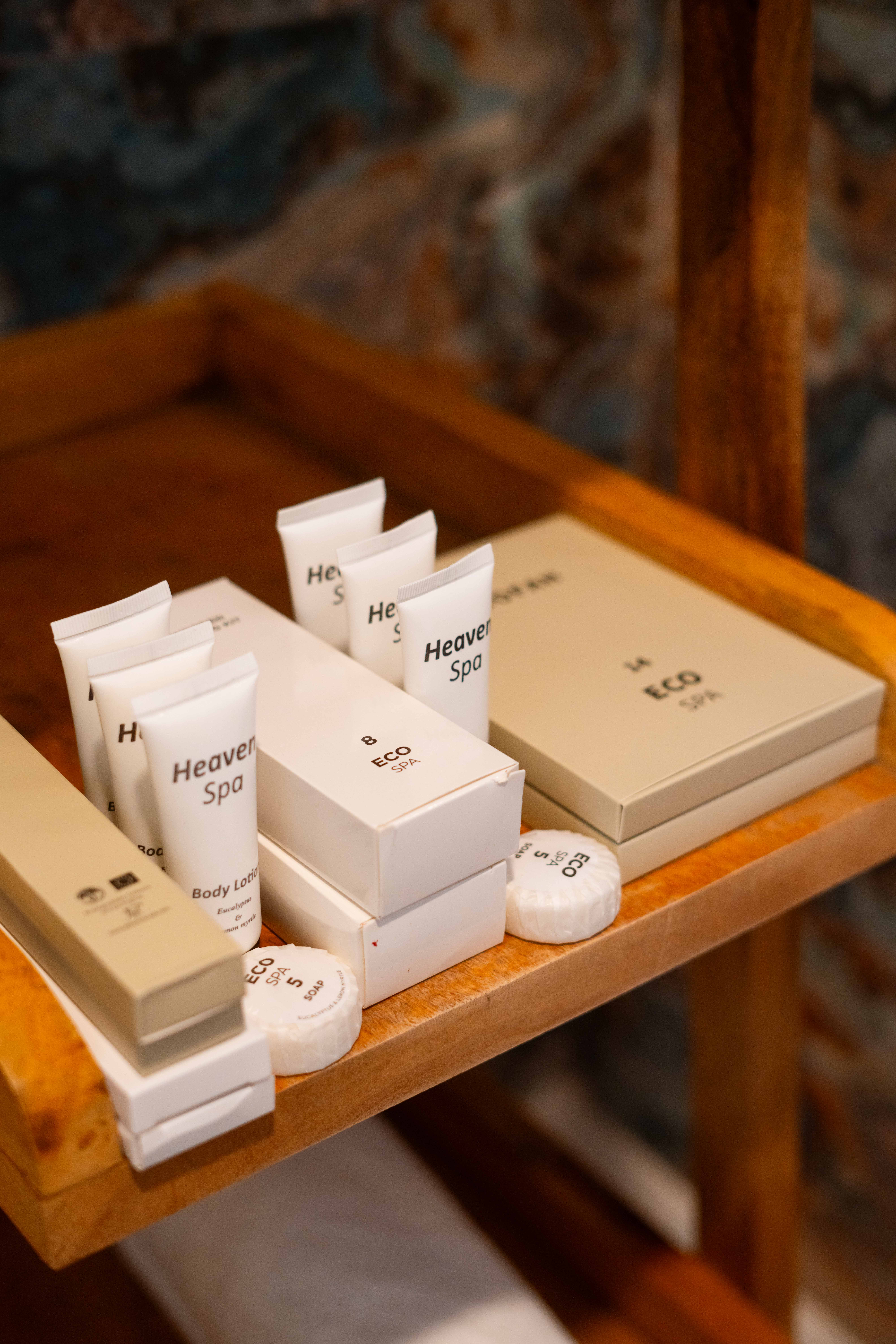 Room King Bed One Bedroom 