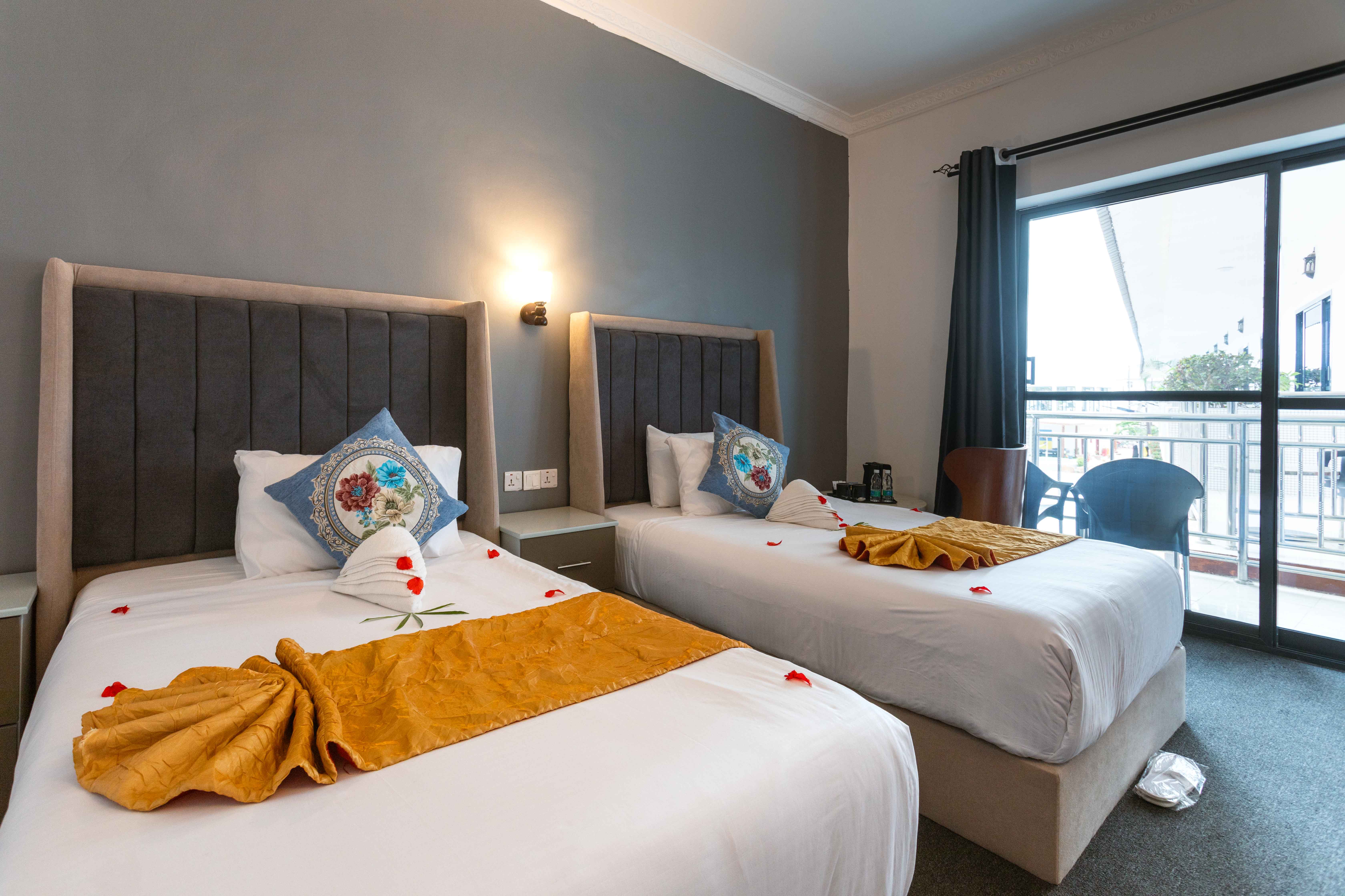 Twin Luxury One Bedroom