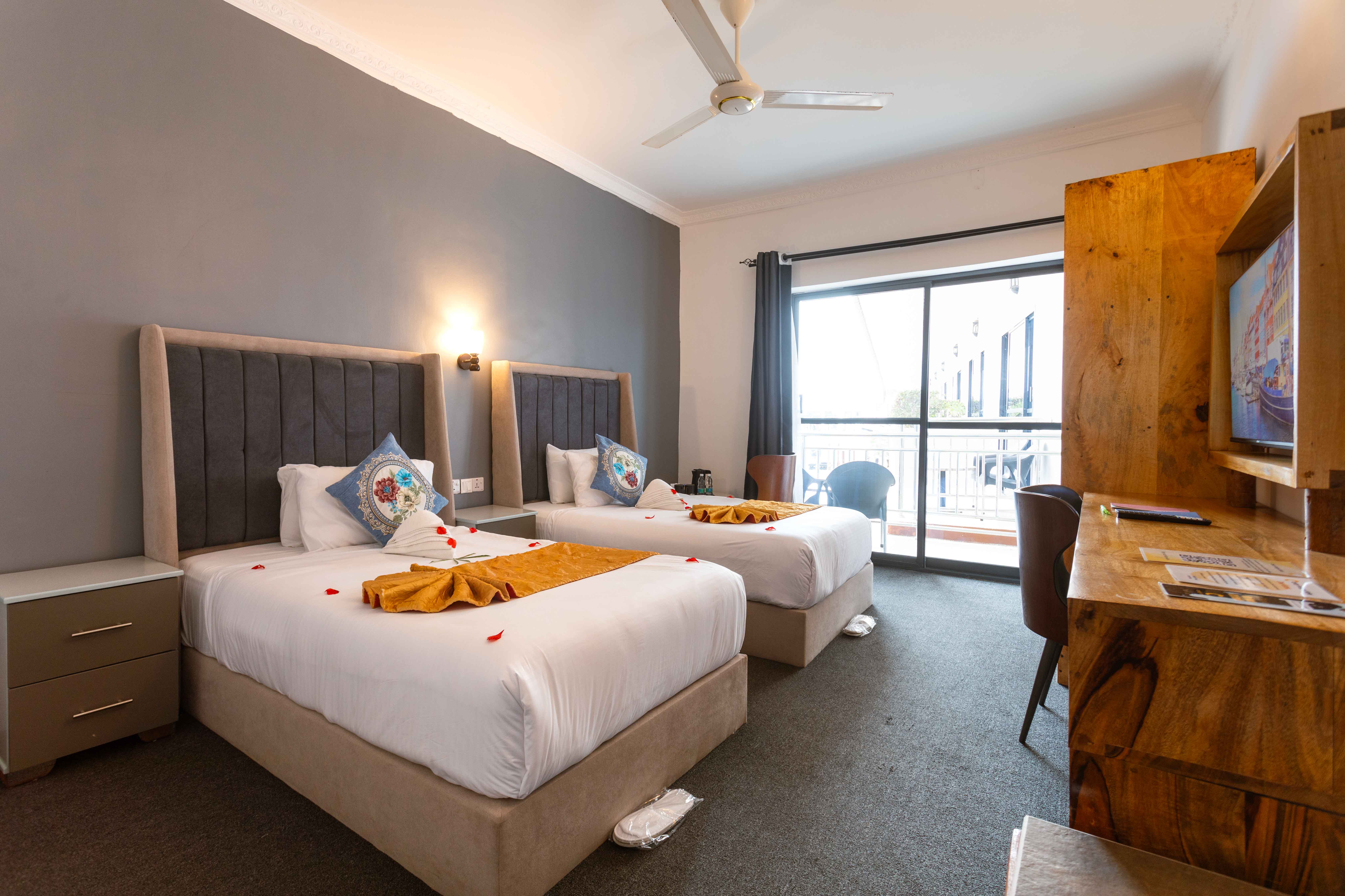 Twin Luxury One Bedroom