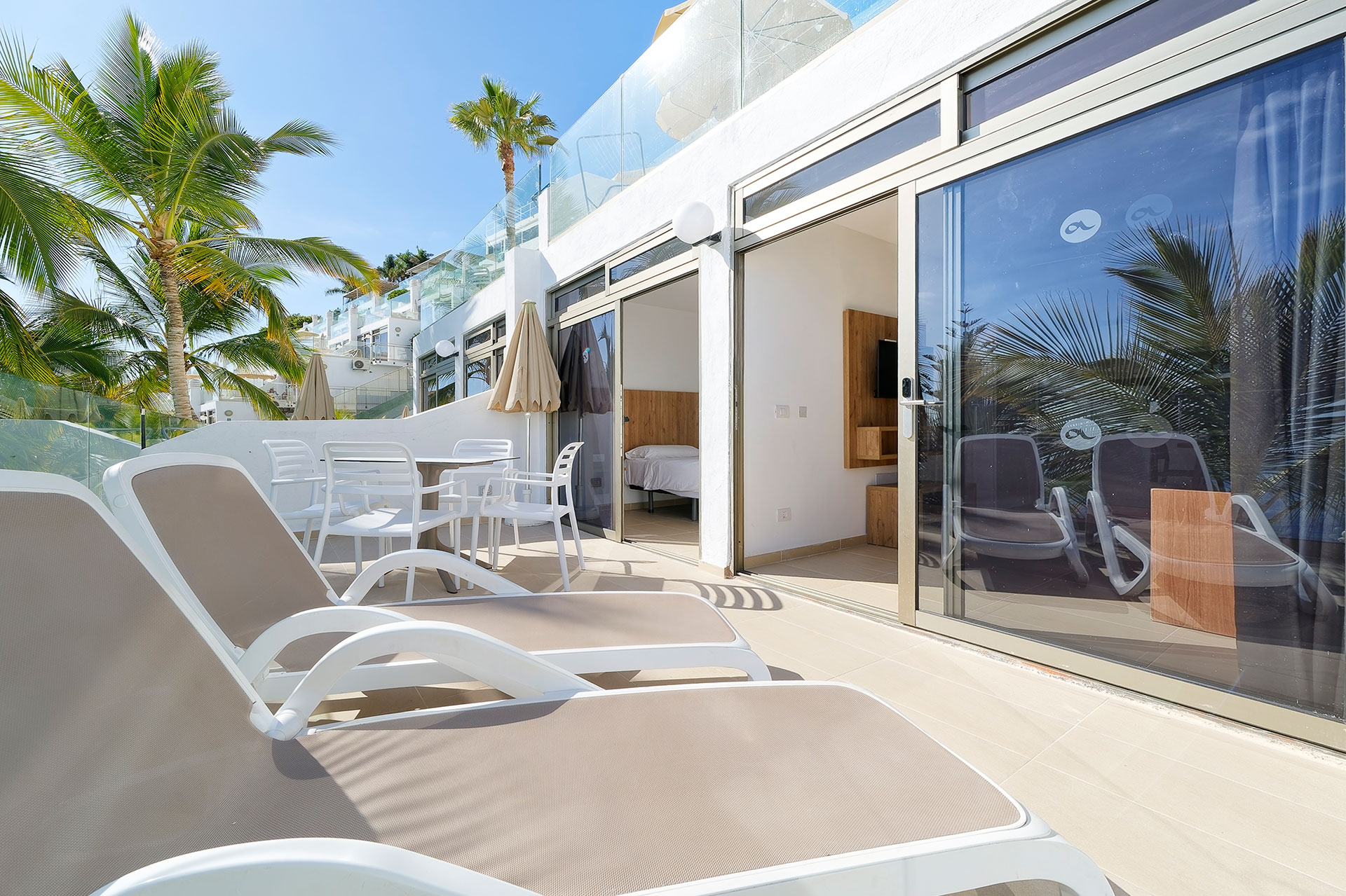 Apartment with Balcony