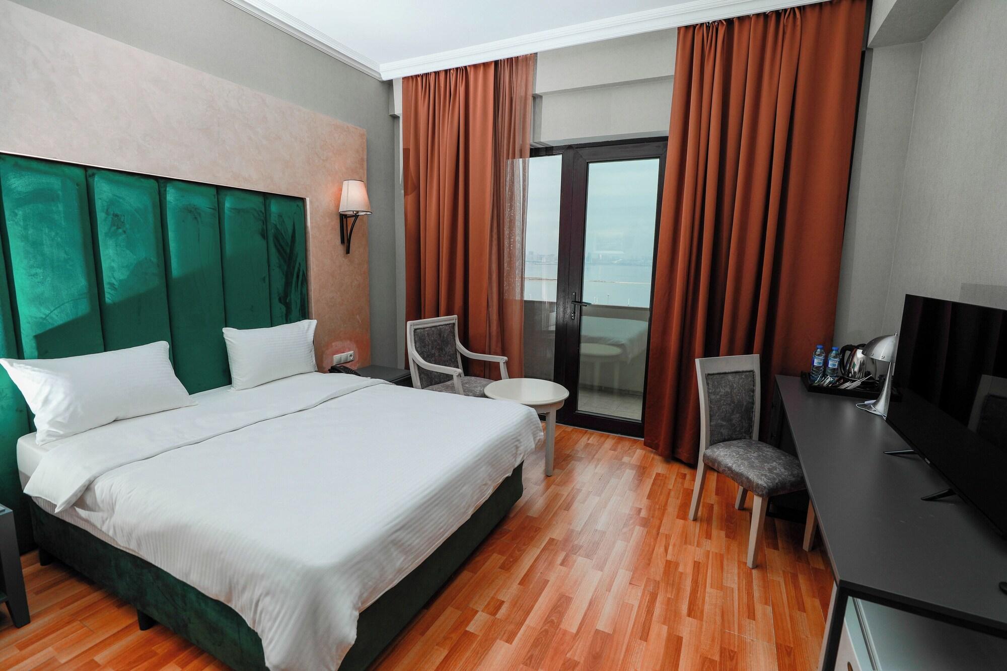 Double or Twin Superior