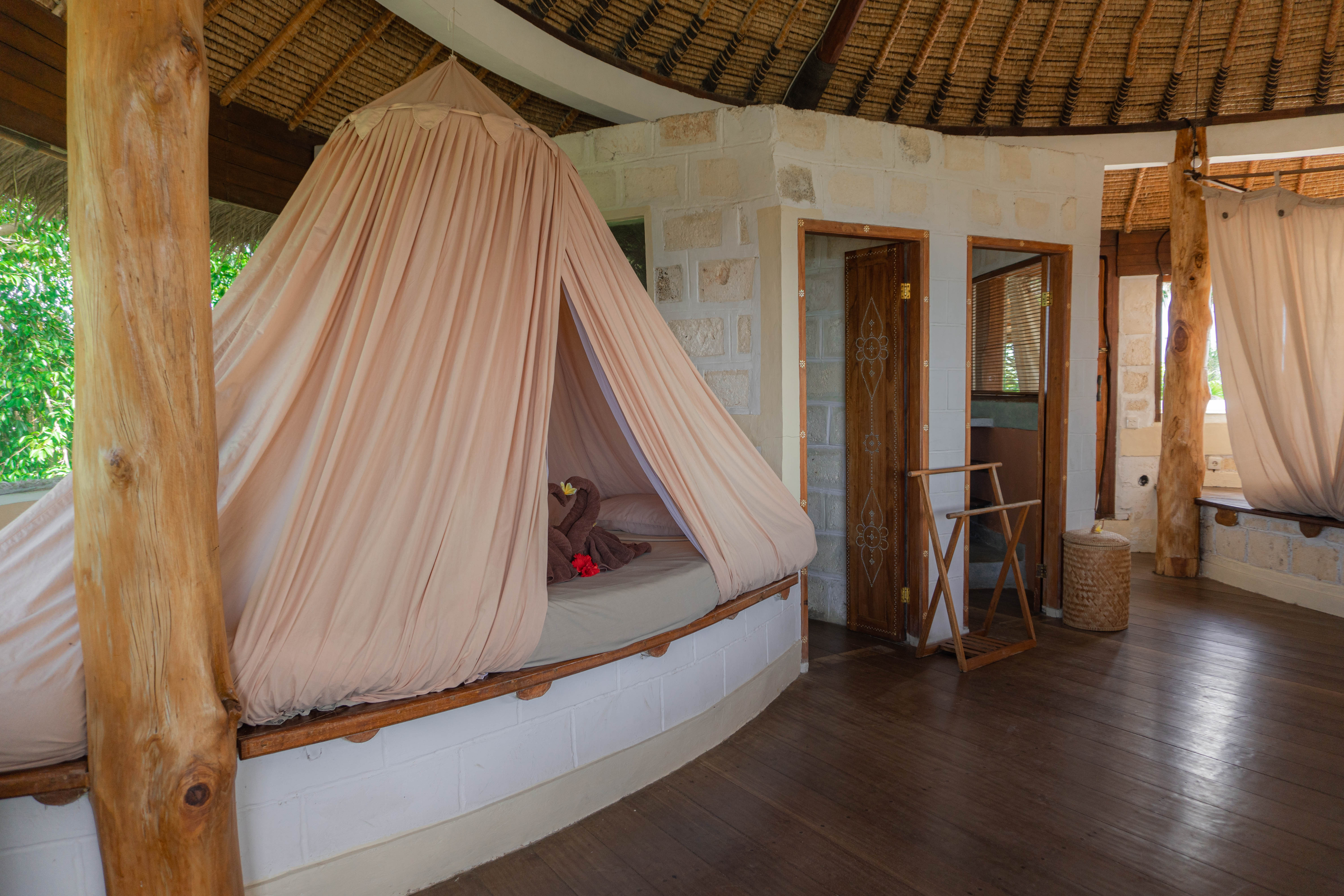 Villa Three Bedrooms Three Bathrooms