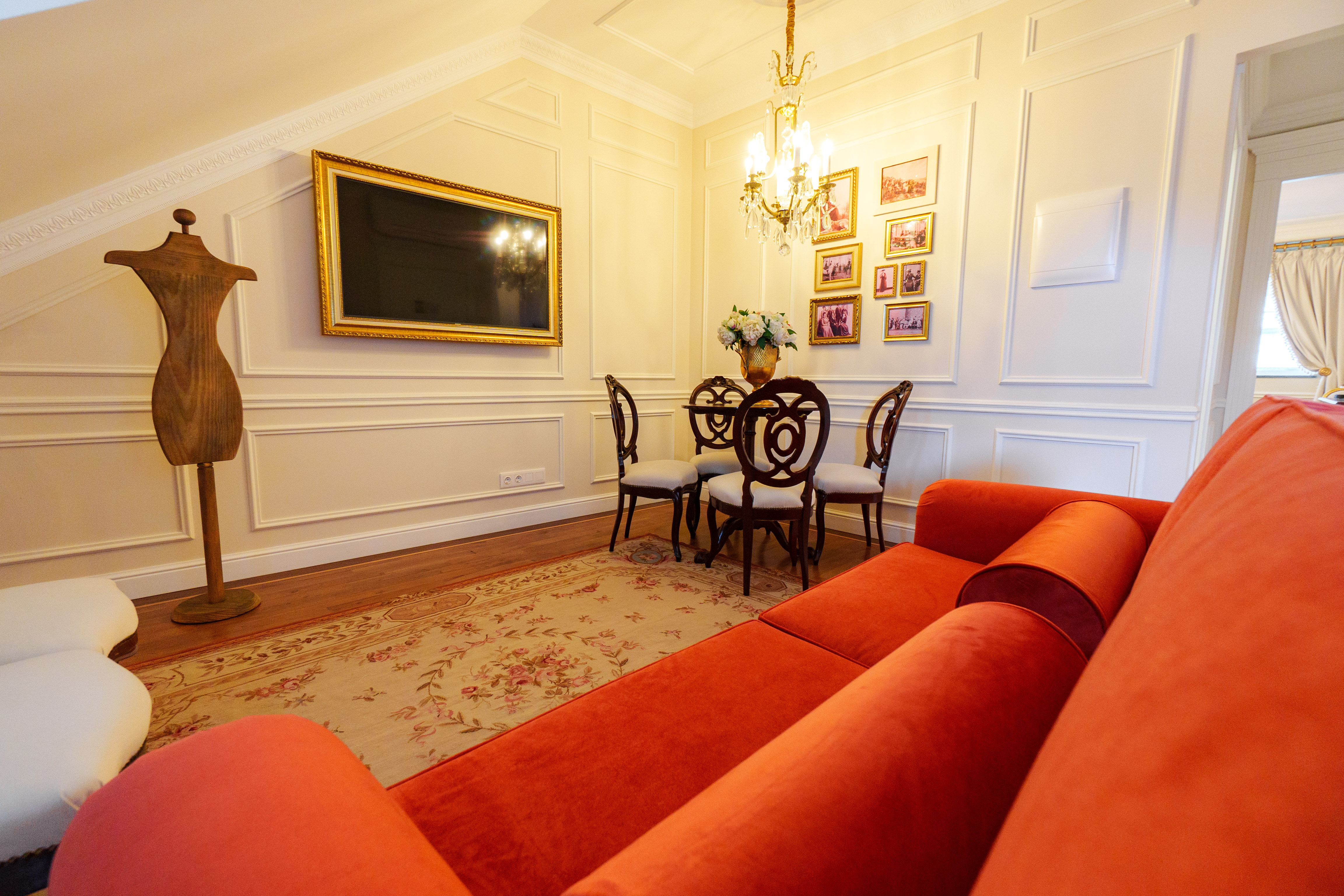 Family Room Capacity 6 Two Bedrooms