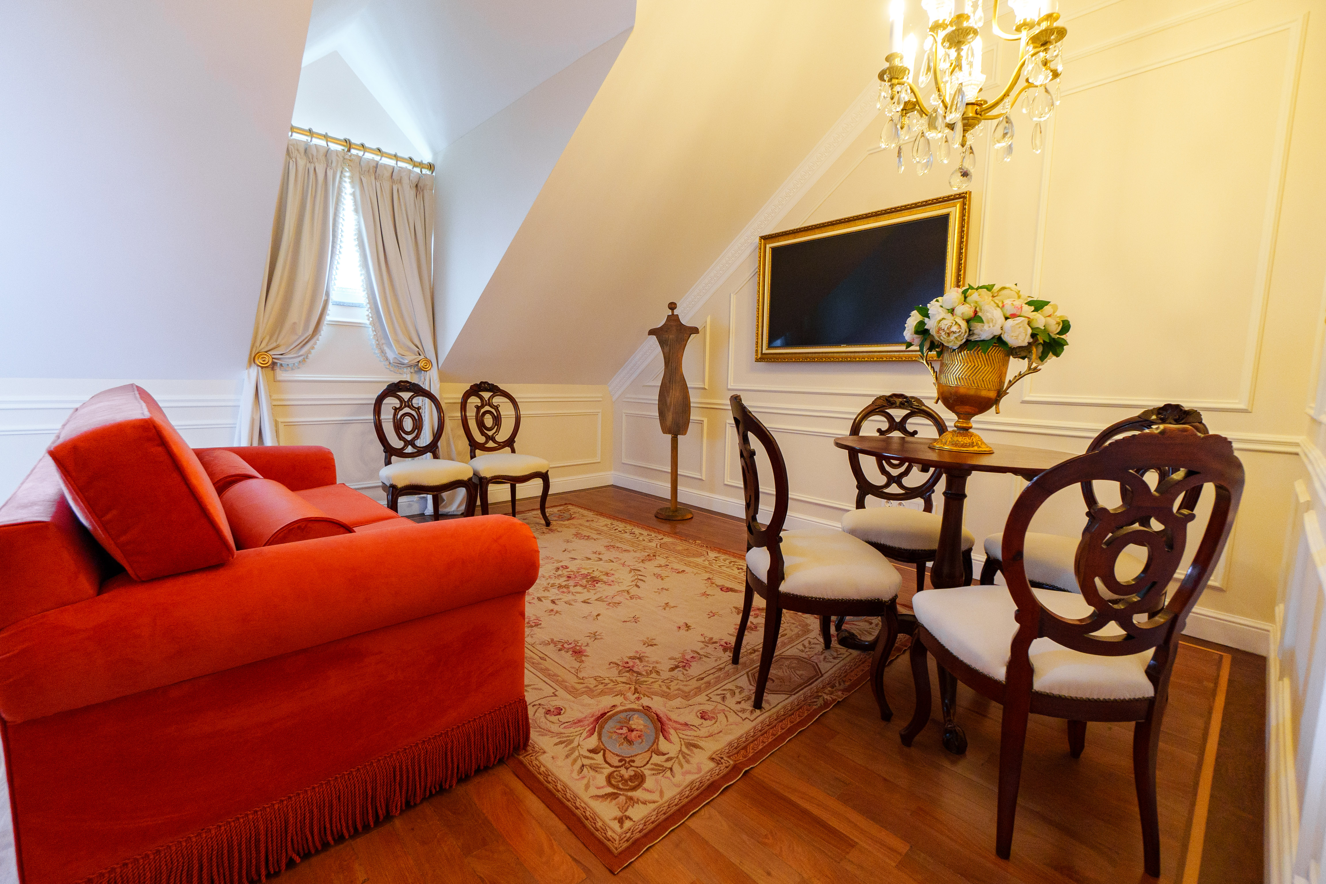 Family Room Capacity 6 Two Bedrooms