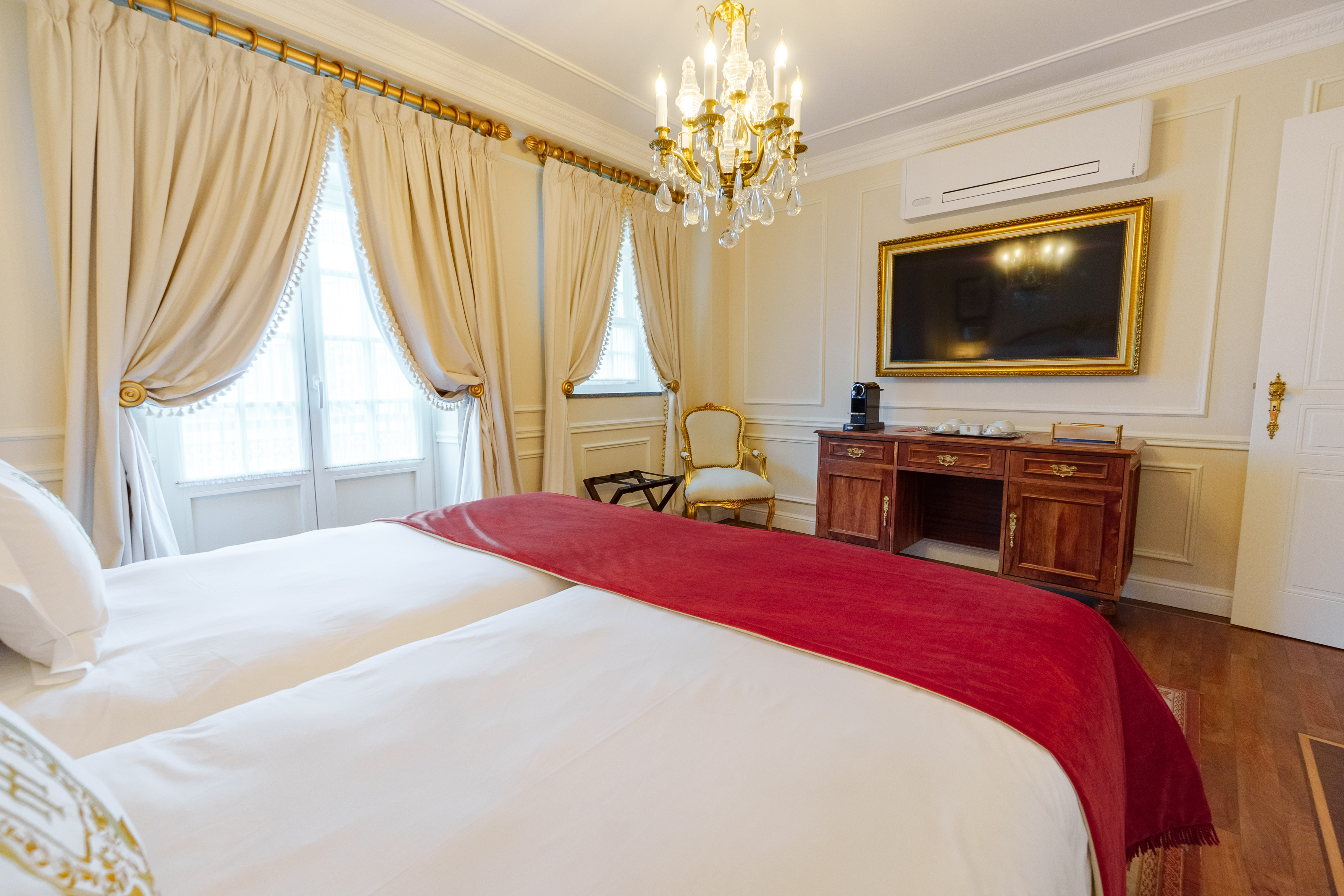 Junior Suite One Bedroom One Bathroom