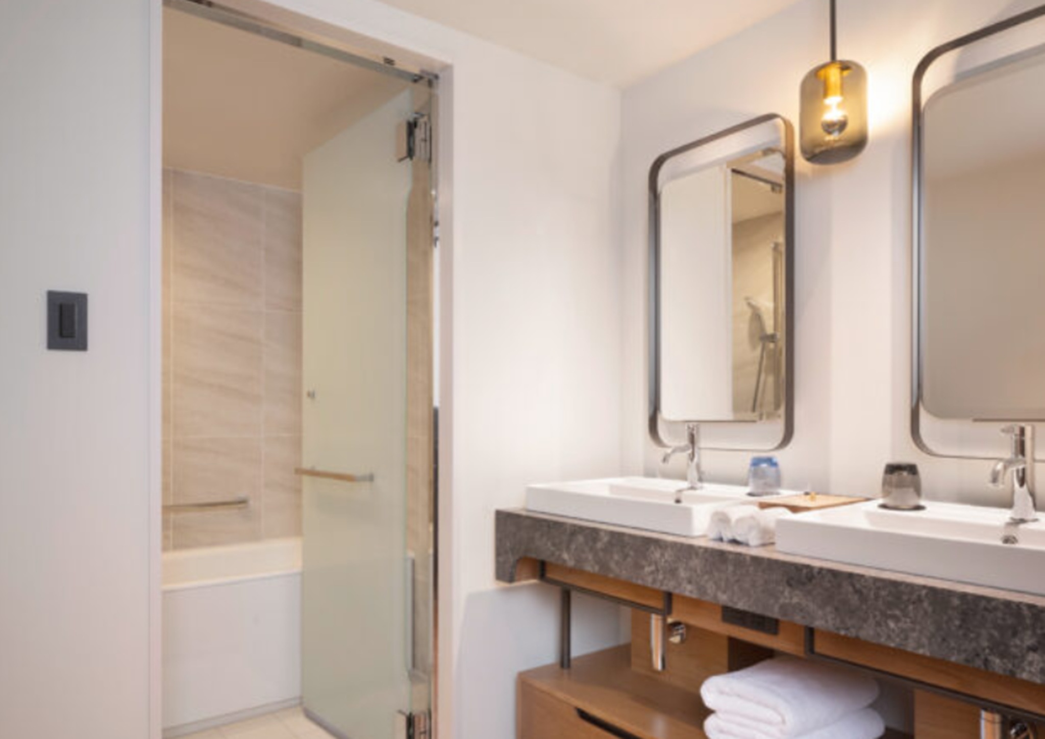 Family Room Deluxe Premium