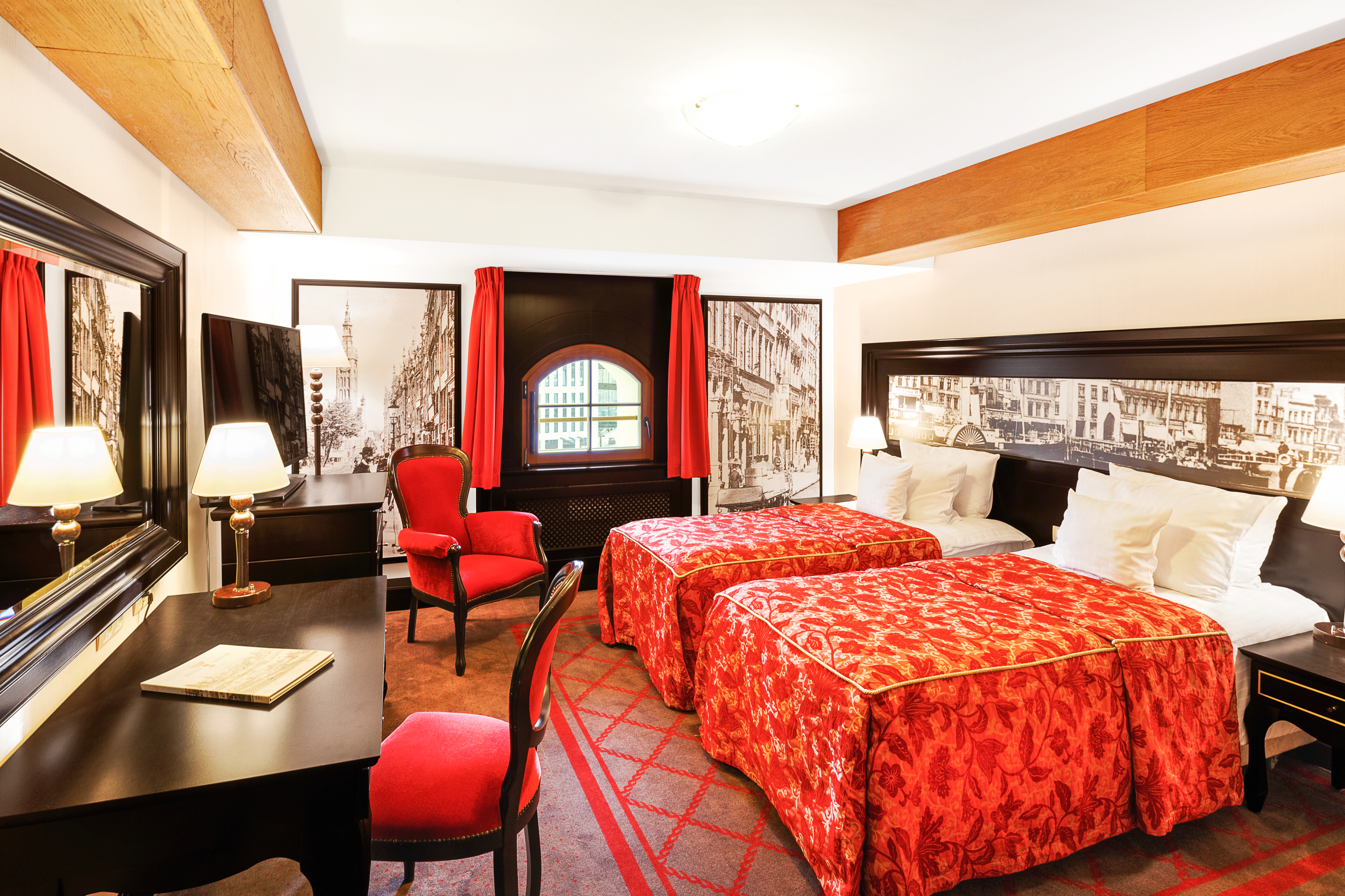 Double or Twin Standard