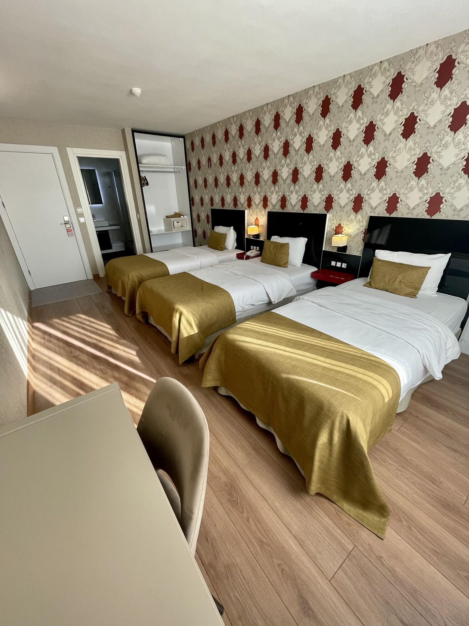 Room Two Double Beds