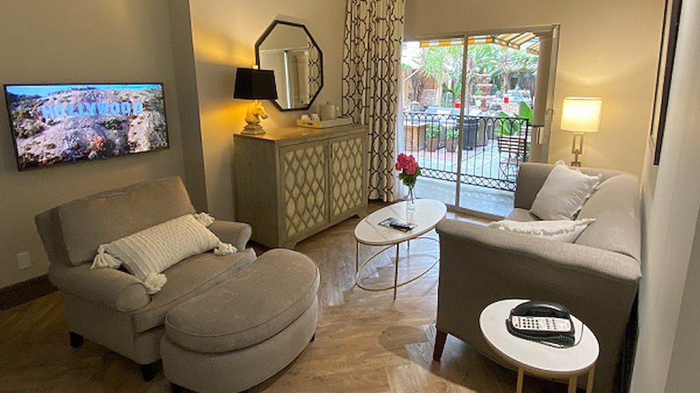 Junior Suite Two Queen Beds