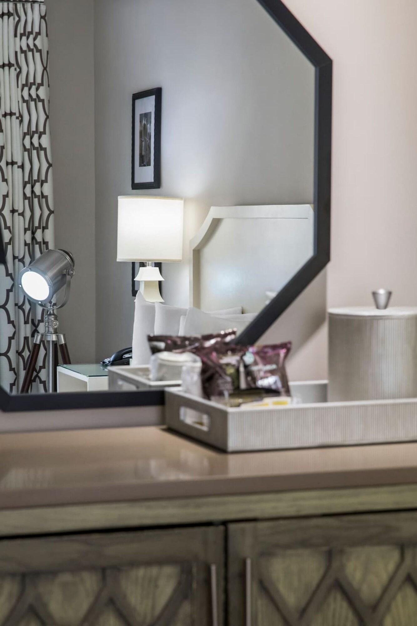 Double Deluxe with Views