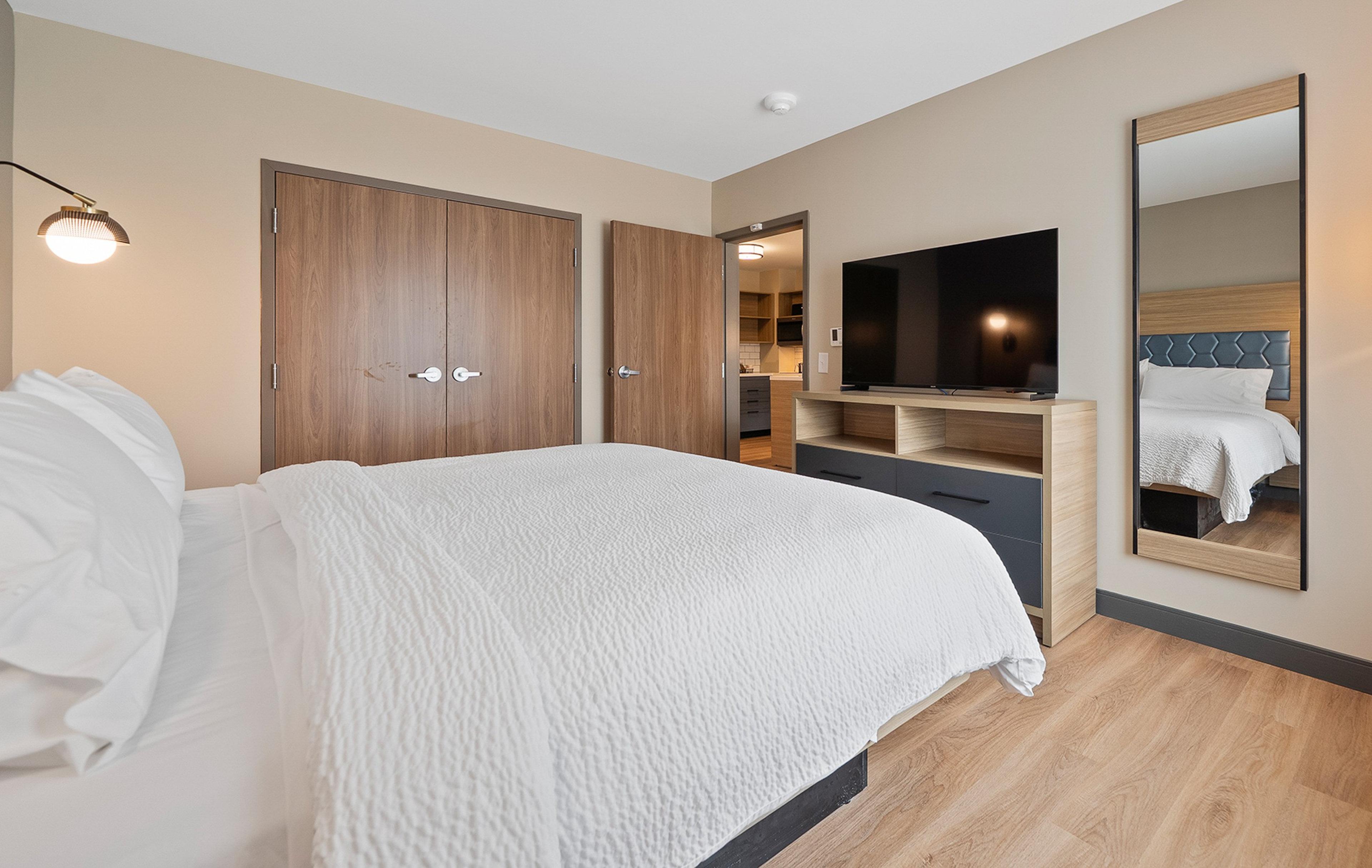 Suite King Bed One Bedroom 