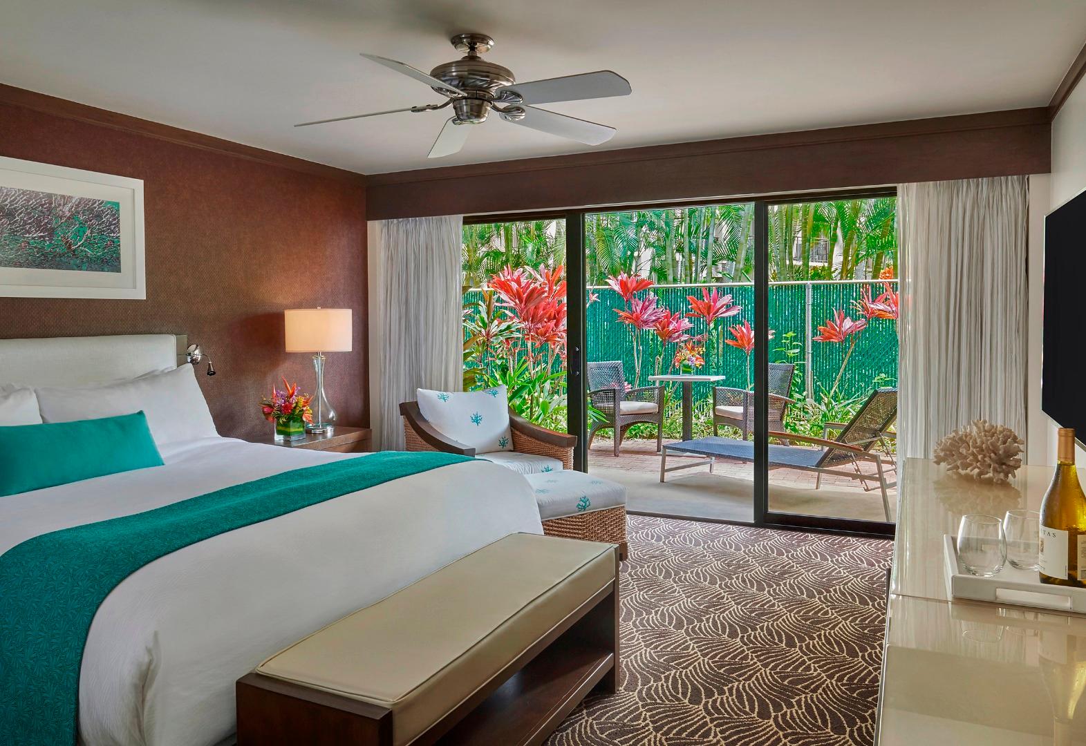 Double Garden View King Bed