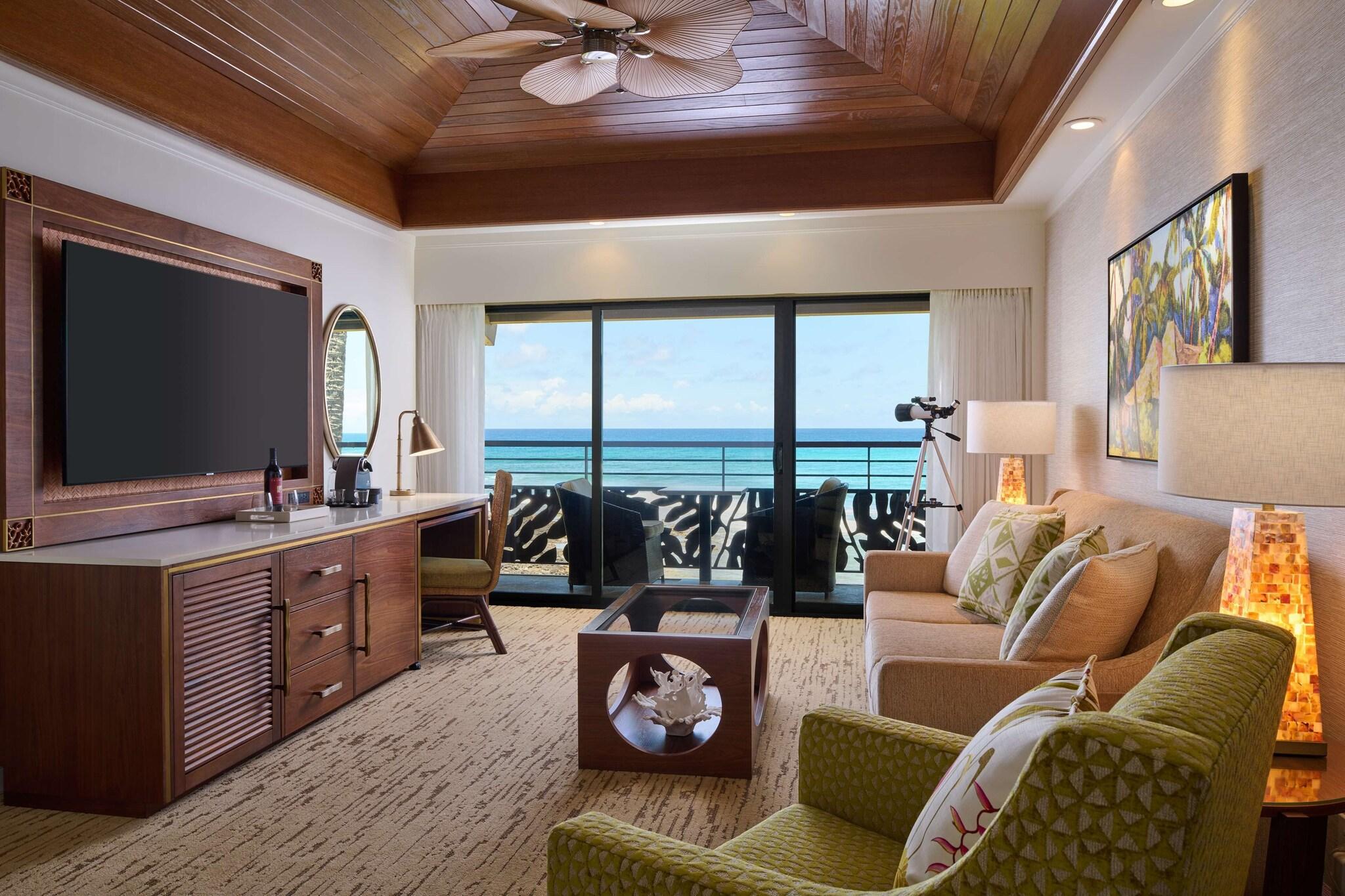 Suite Ocean Front King Bed