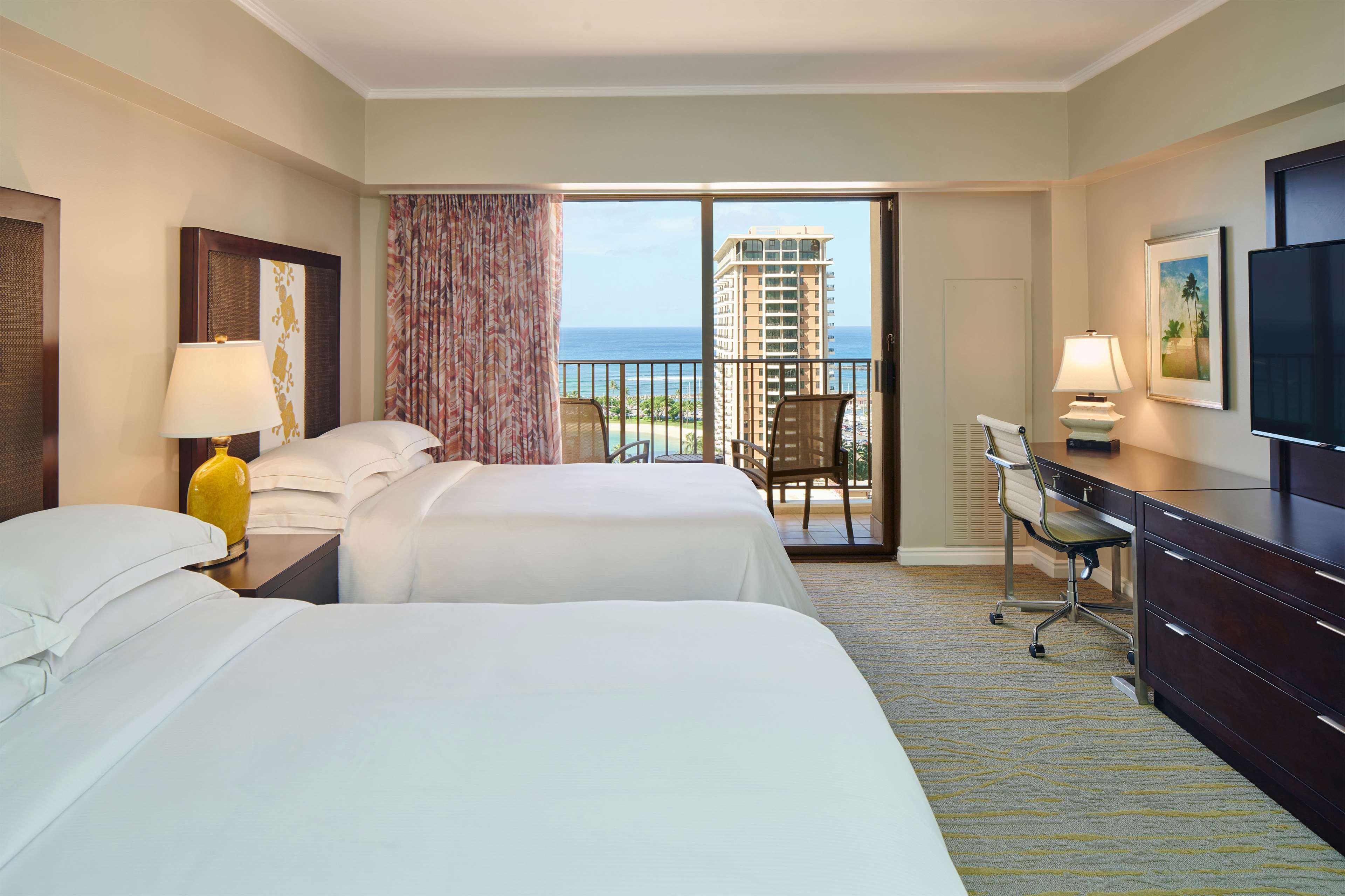 Suite Ocean View Two Double Beds