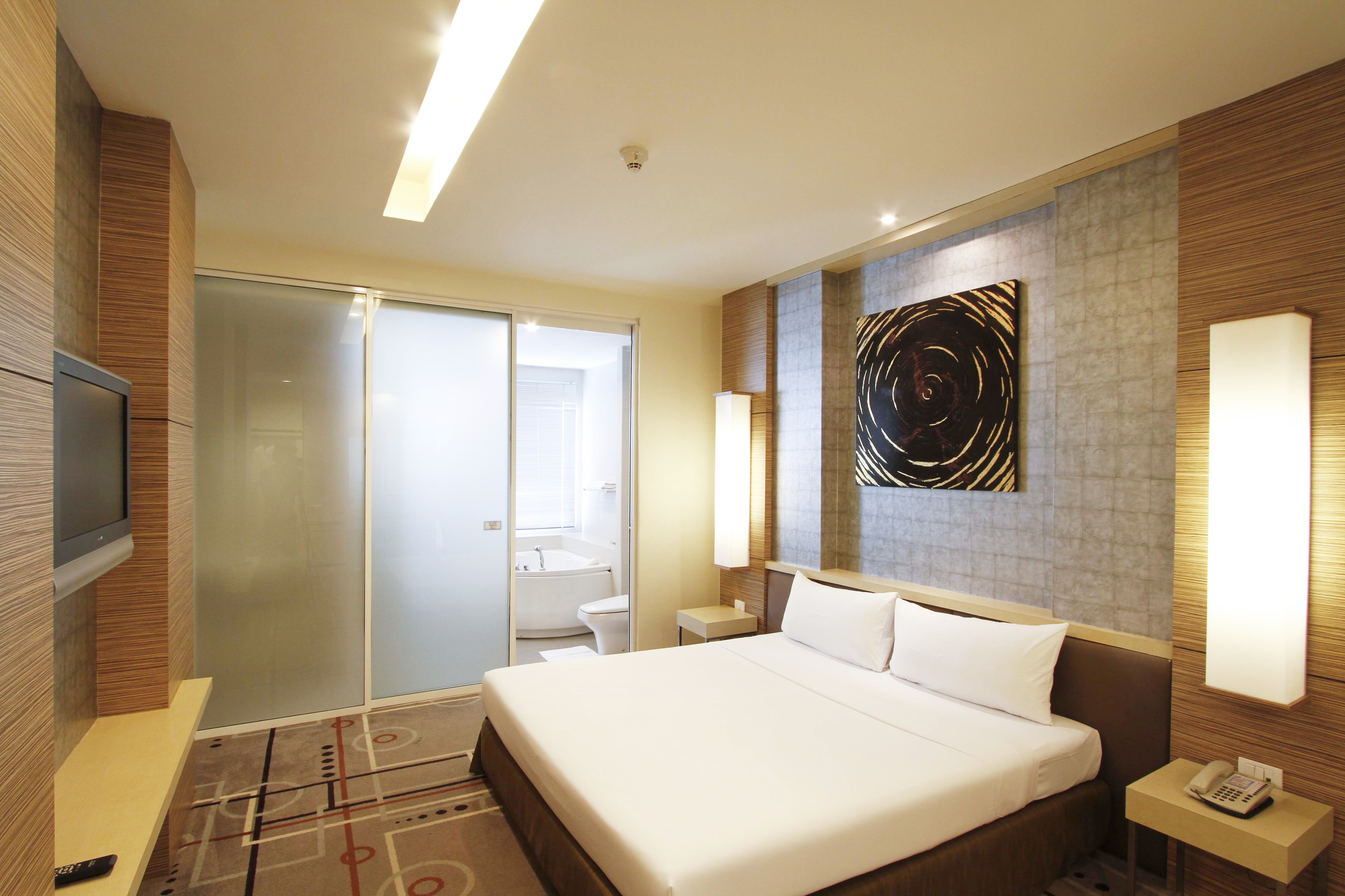 Double or Twin Standard