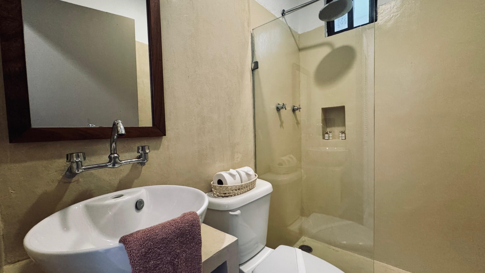 Studio Capacity 4 One Bedroom