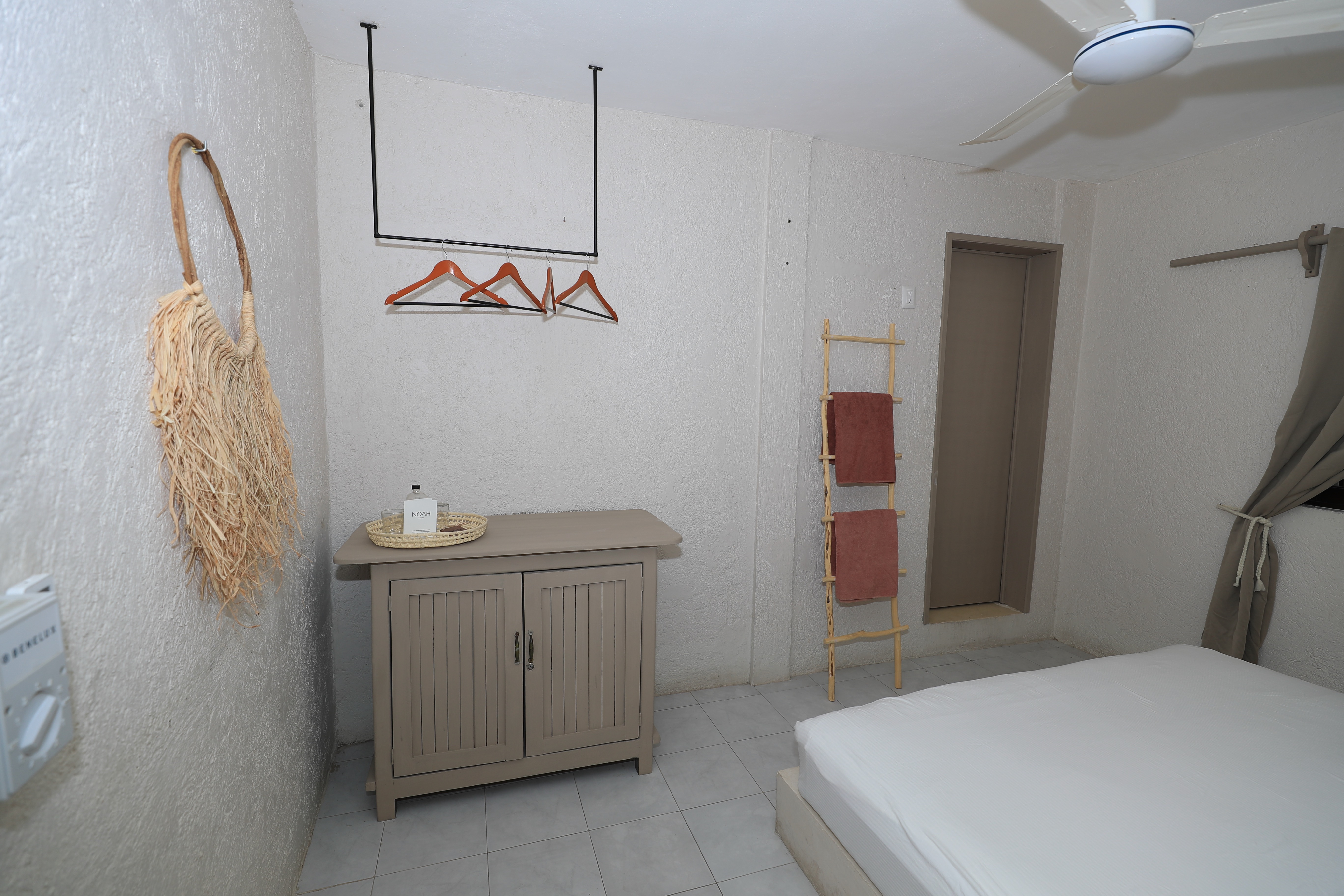 Studio King Size Bed