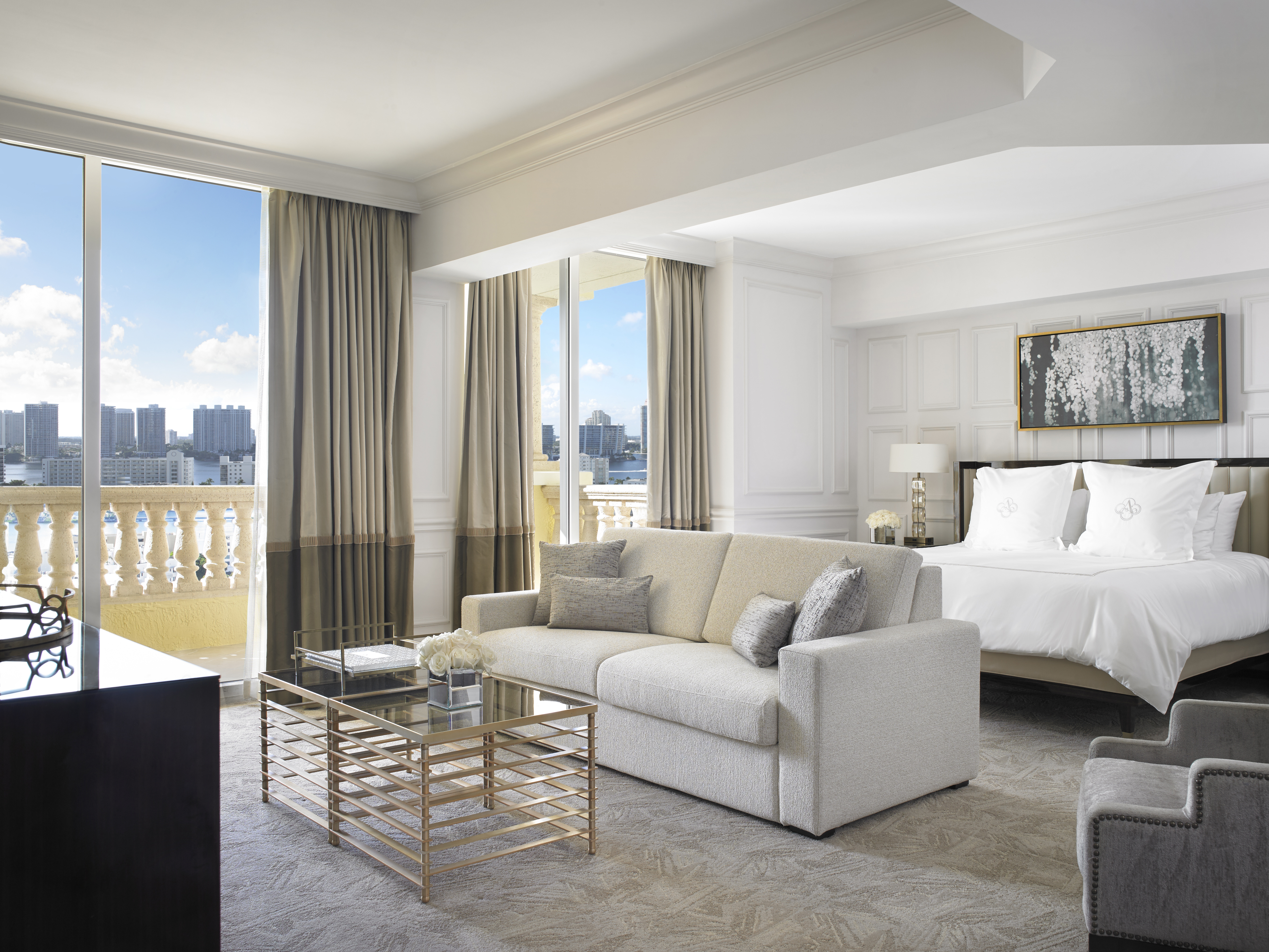 Room Deluxe King Bed