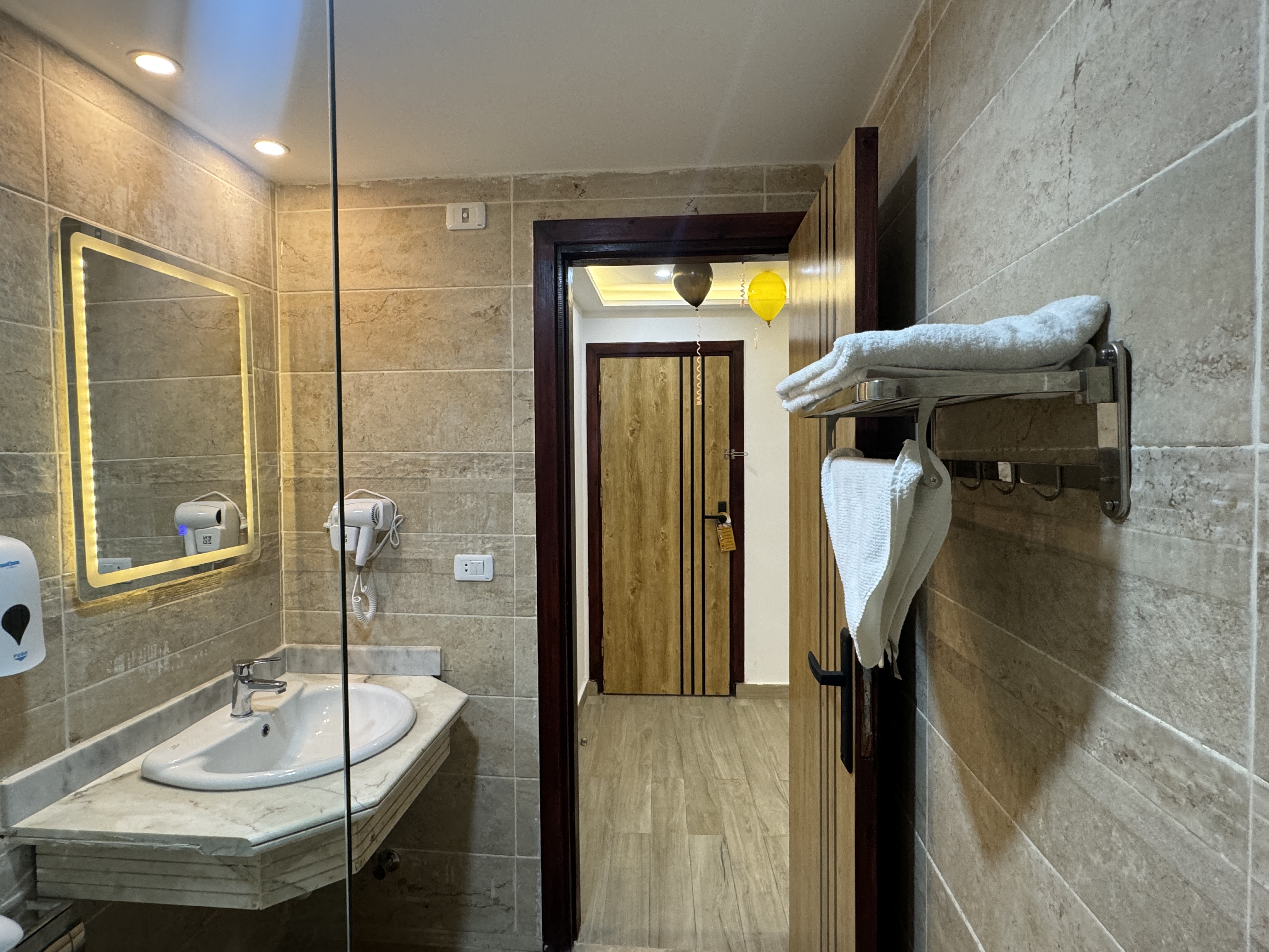 Double Business Queen Bed