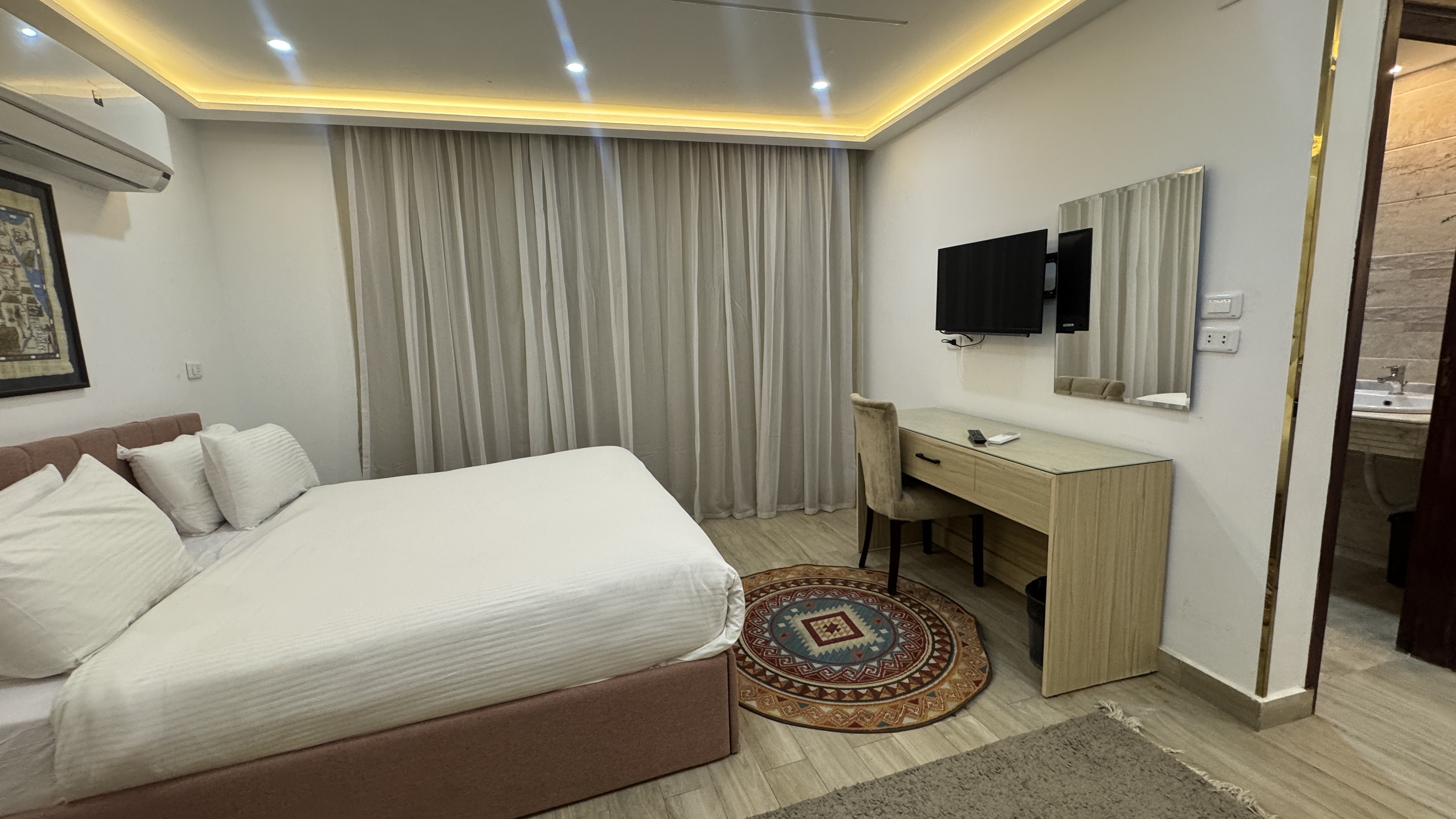 Double Business Queen Bed