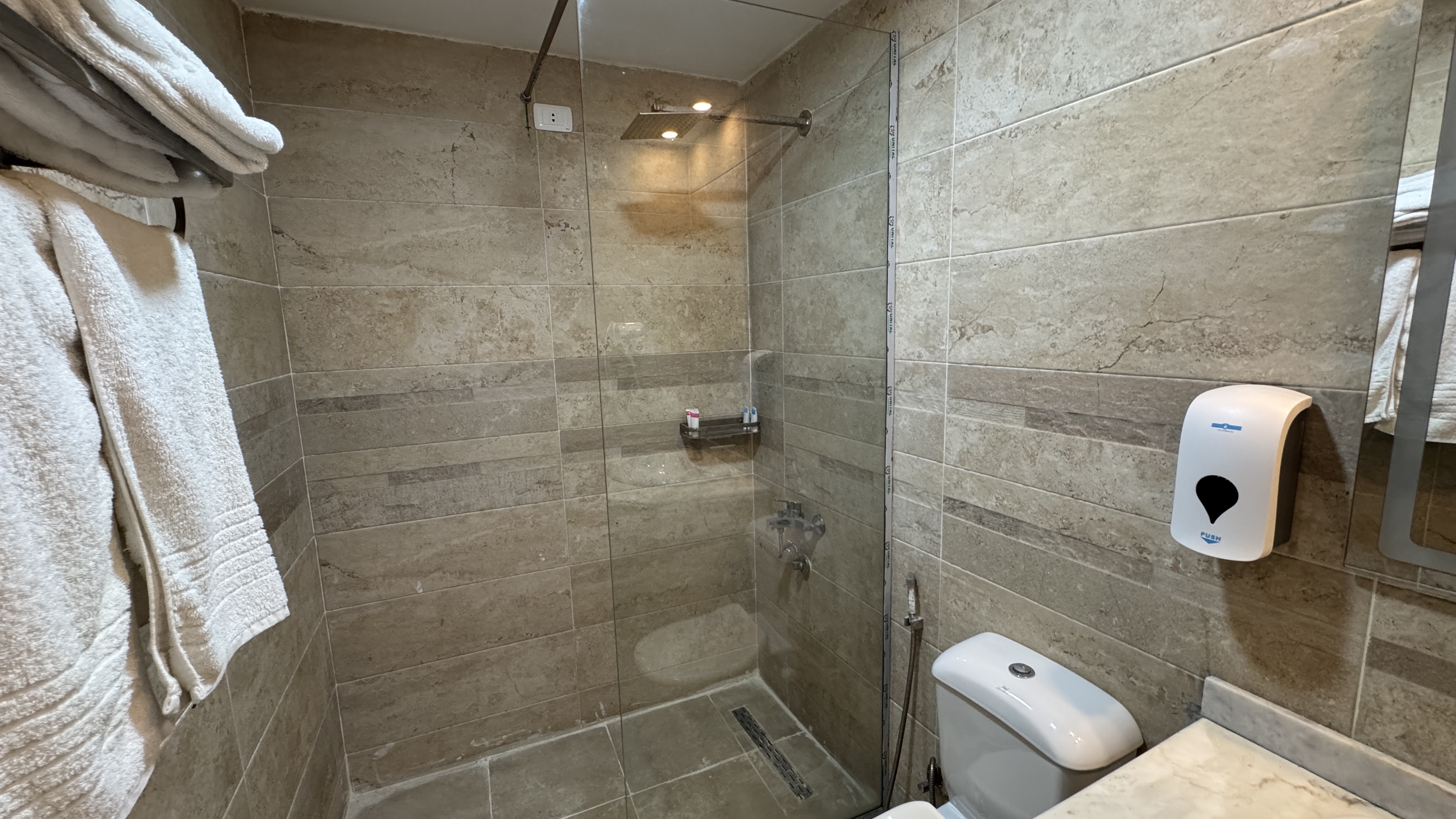 Double Presidential with Views