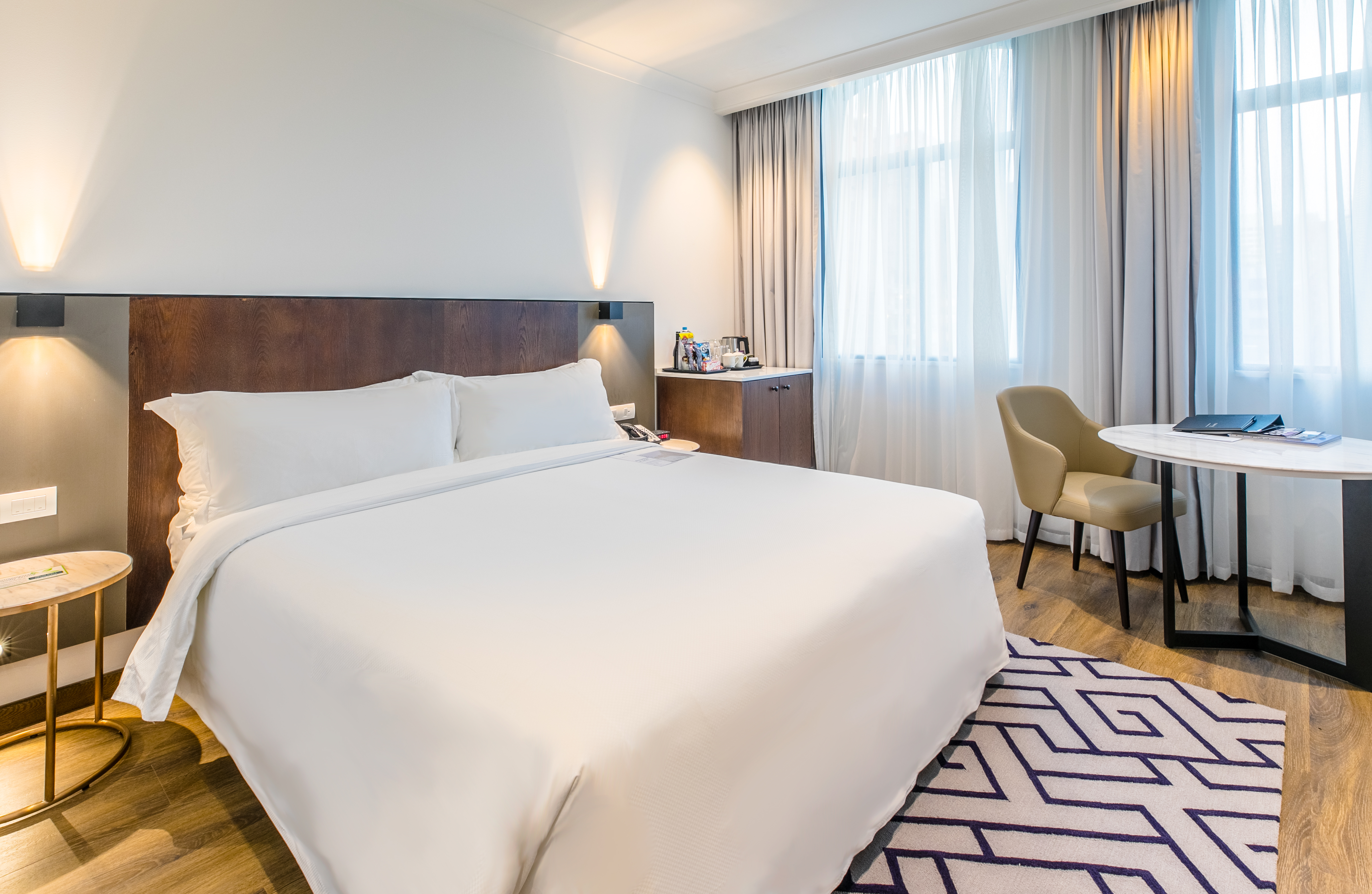 Double Superior King Bed