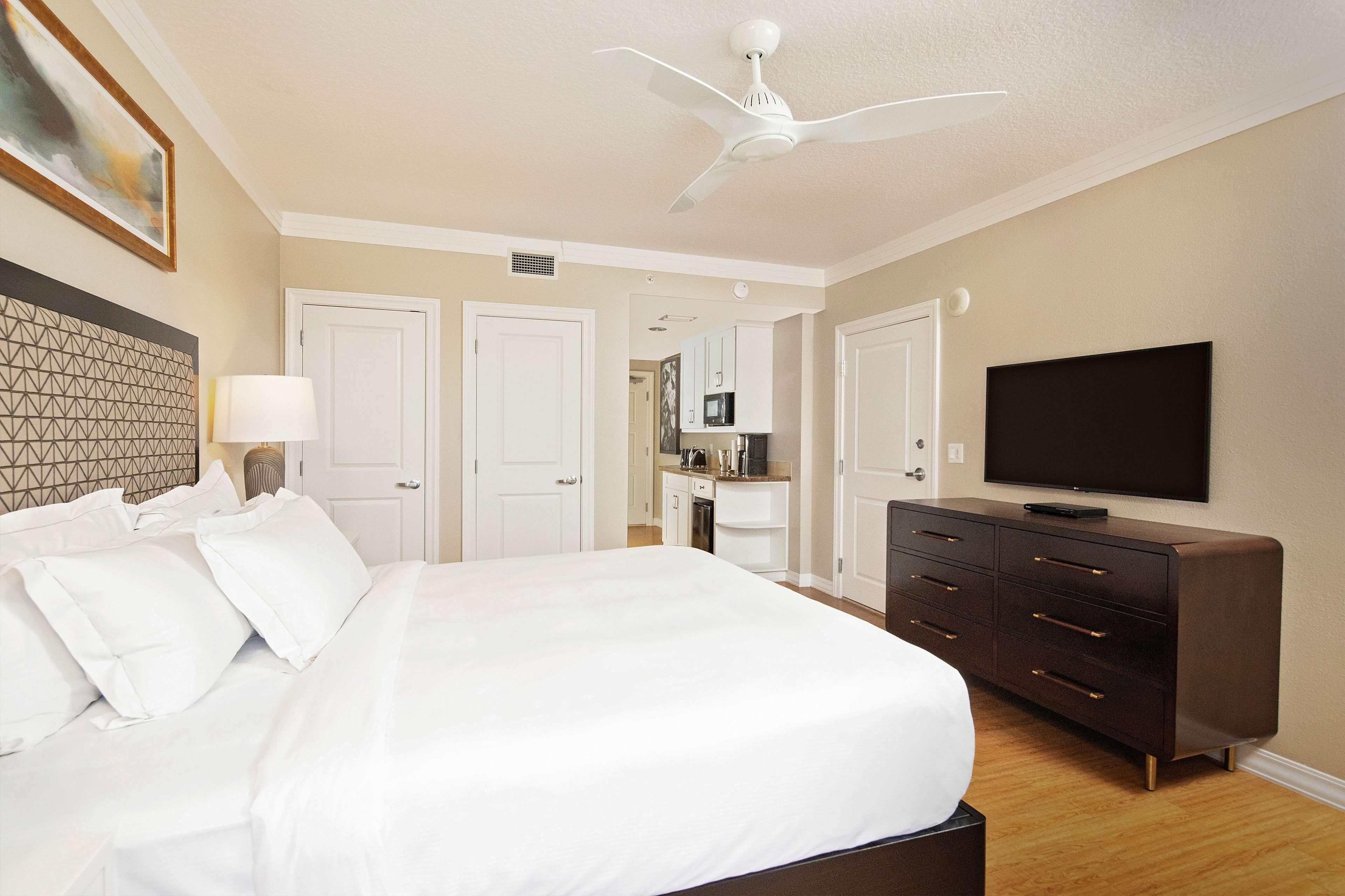 Studio King Size Bed