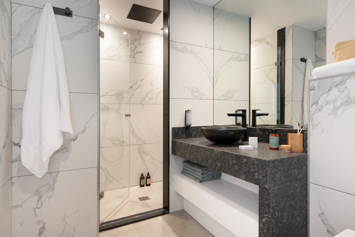 Apartment Capacity 8 Three Bedrooms