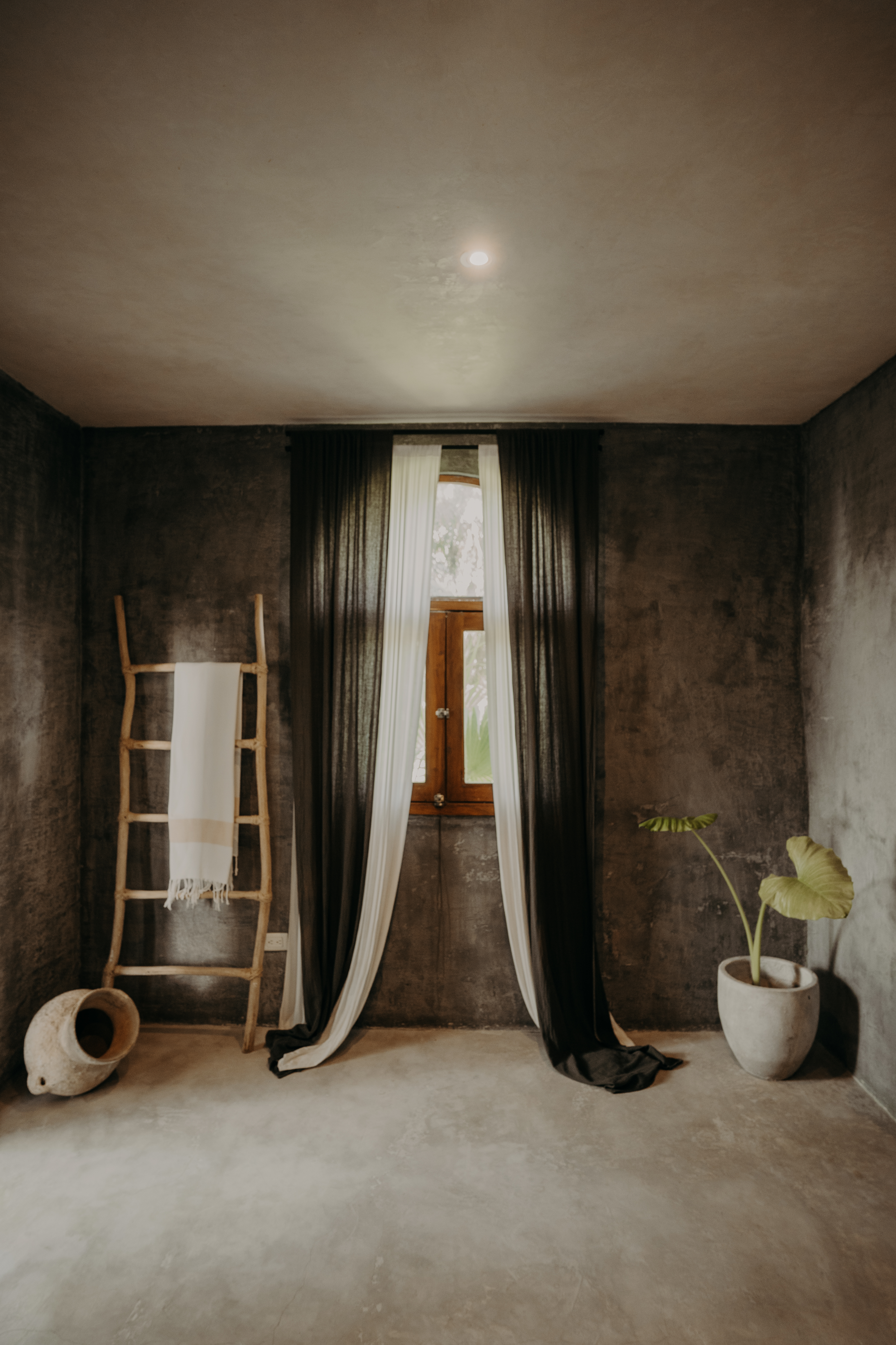 Studio King Bed One Bedroom 