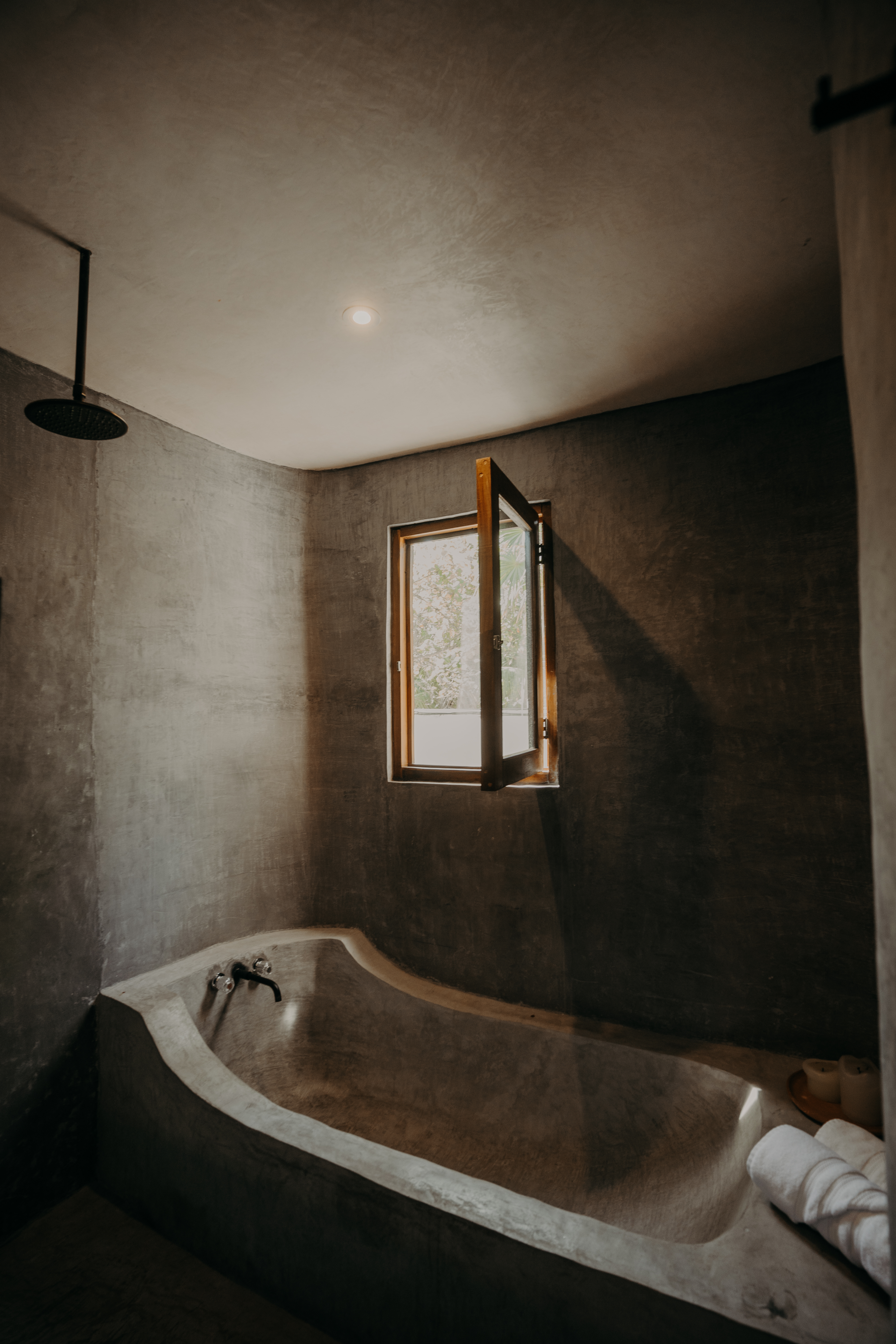 Studio King Bed One Bedroom 