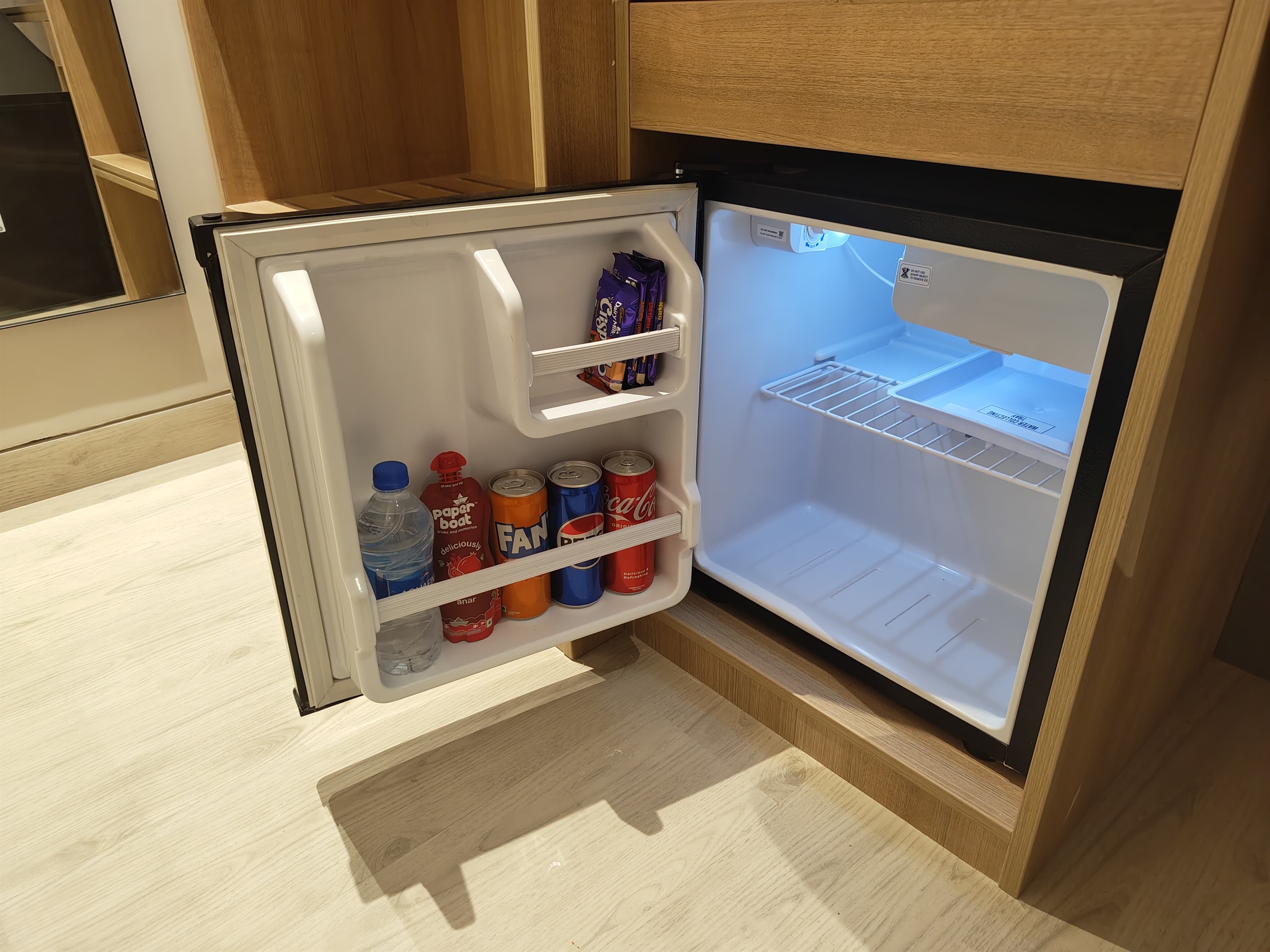 Double Deluxe Queen Bed