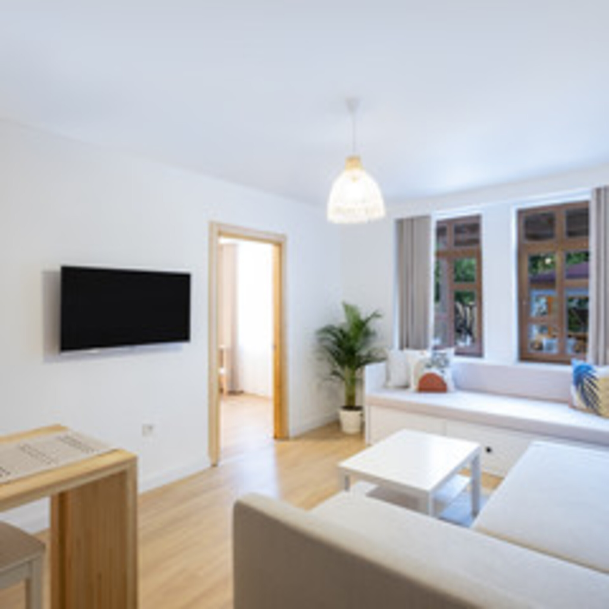 Studio Deluxe King Bed