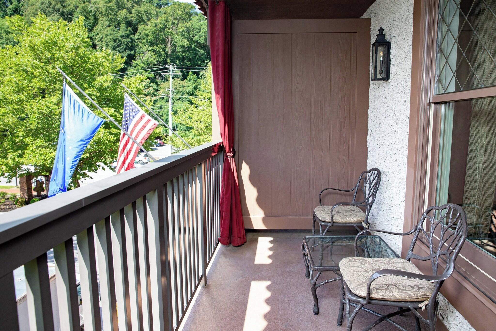 Double Two Queen Beds