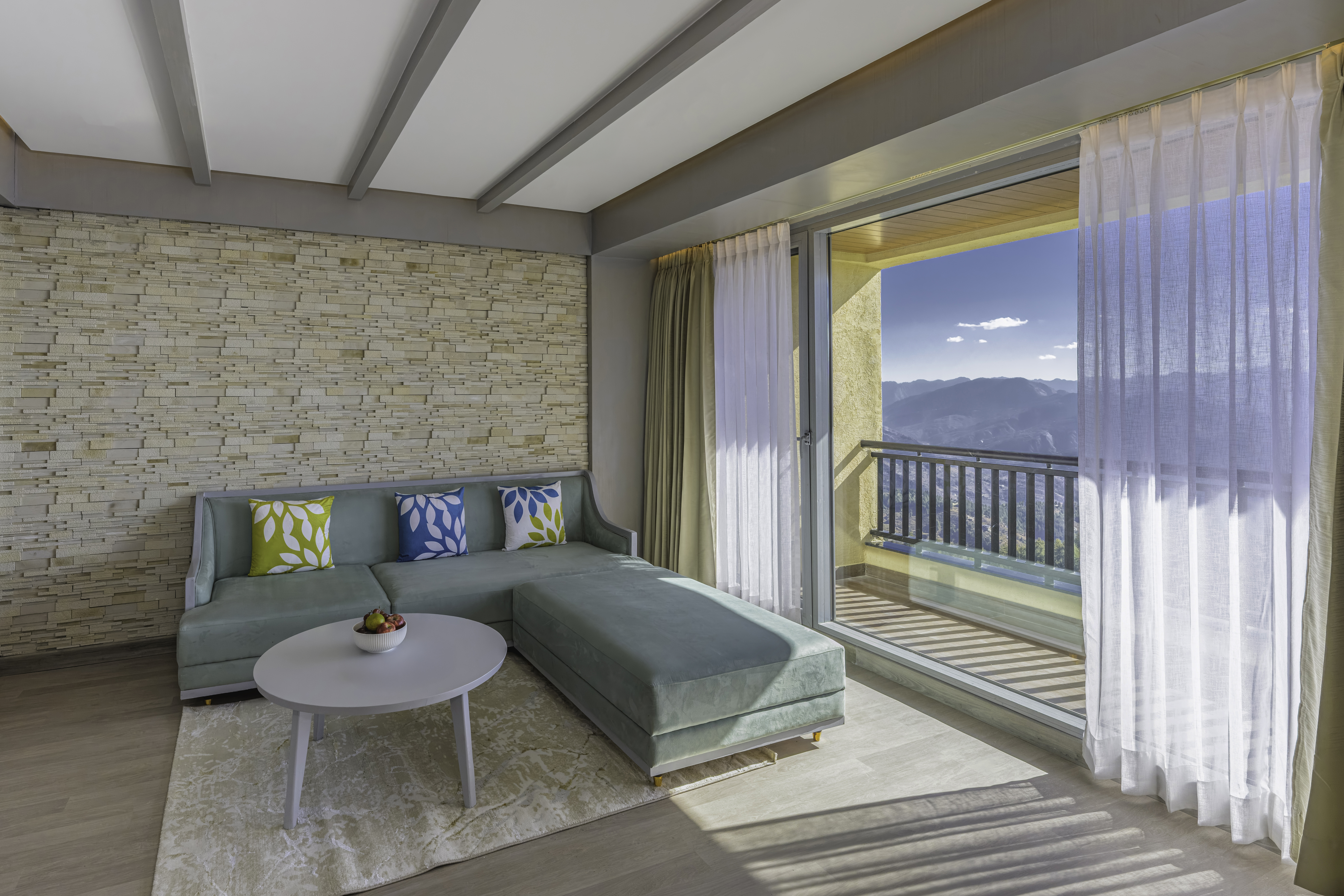 Junior Suite Mountain View